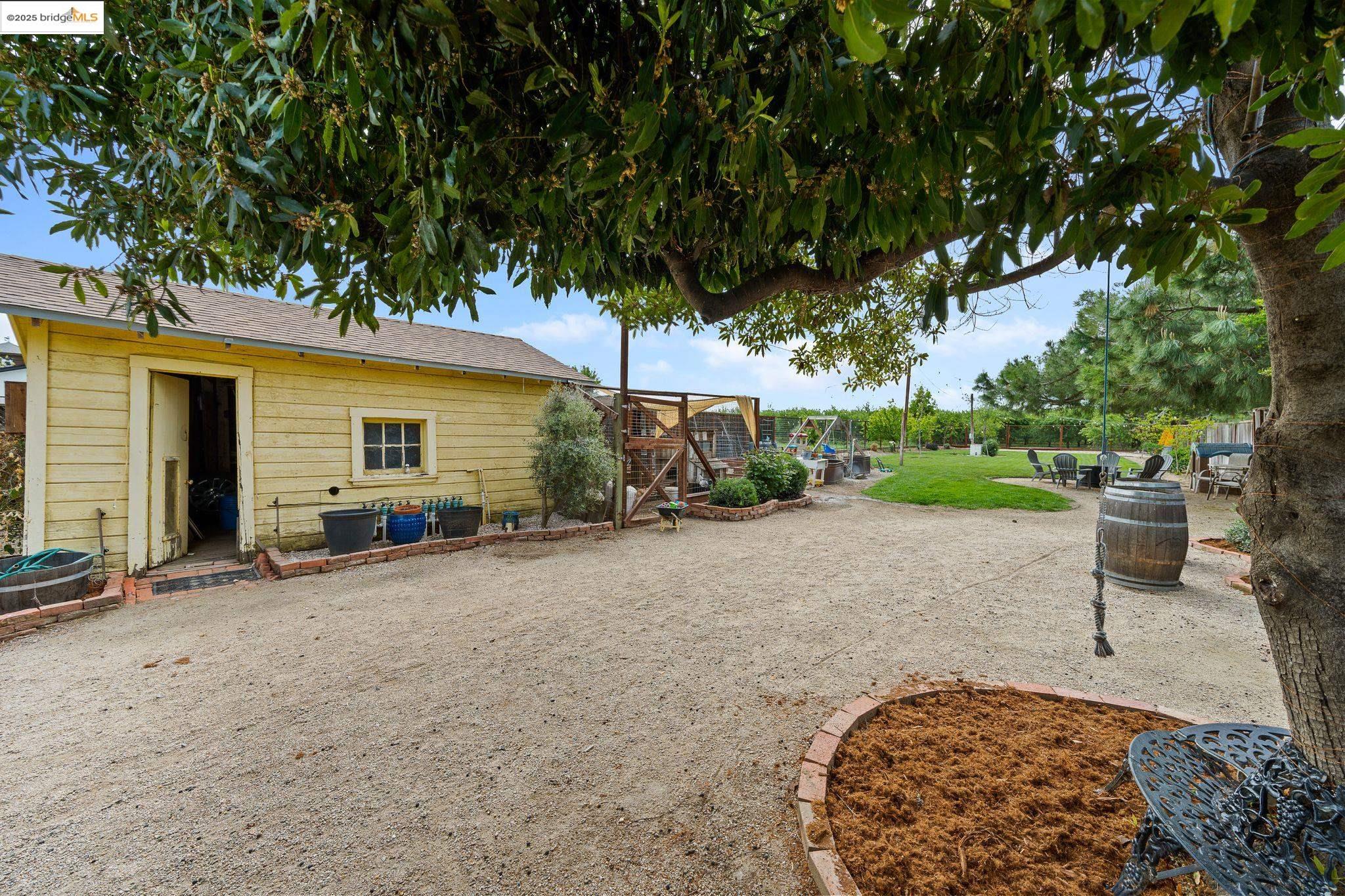 Detail Gallery Image 33 of 53 For 2912 Camino Diablo, Byron,  CA 94514 - 3 Beds | 2 Baths