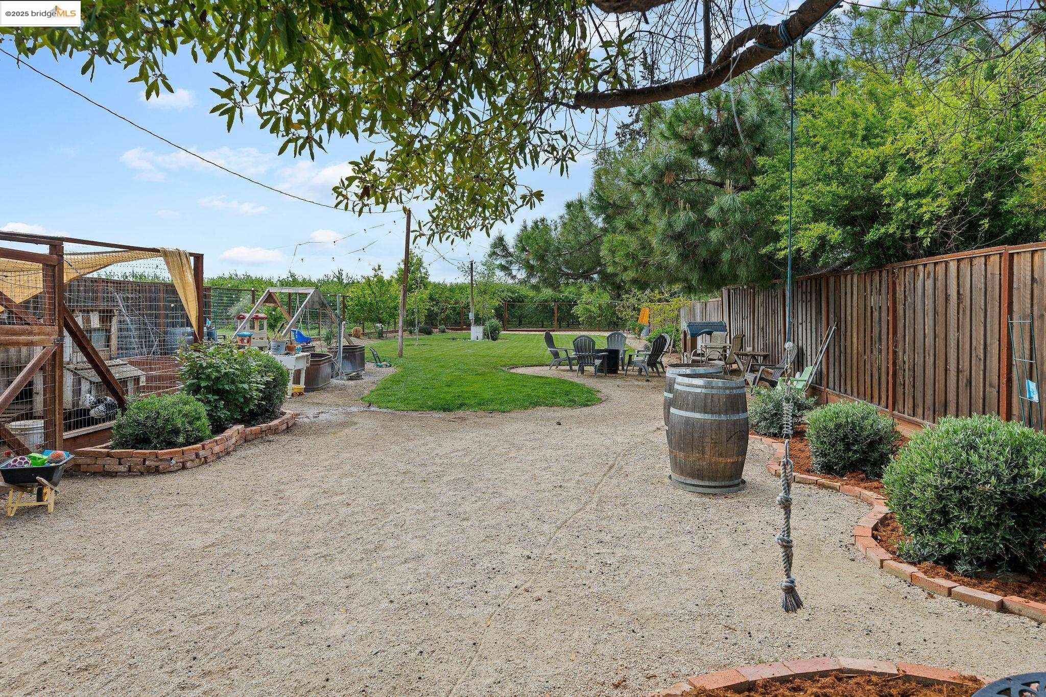 Detail Gallery Image 34 of 53 For 2912 Camino Diablo, Byron,  CA 94514 - 3 Beds | 2 Baths