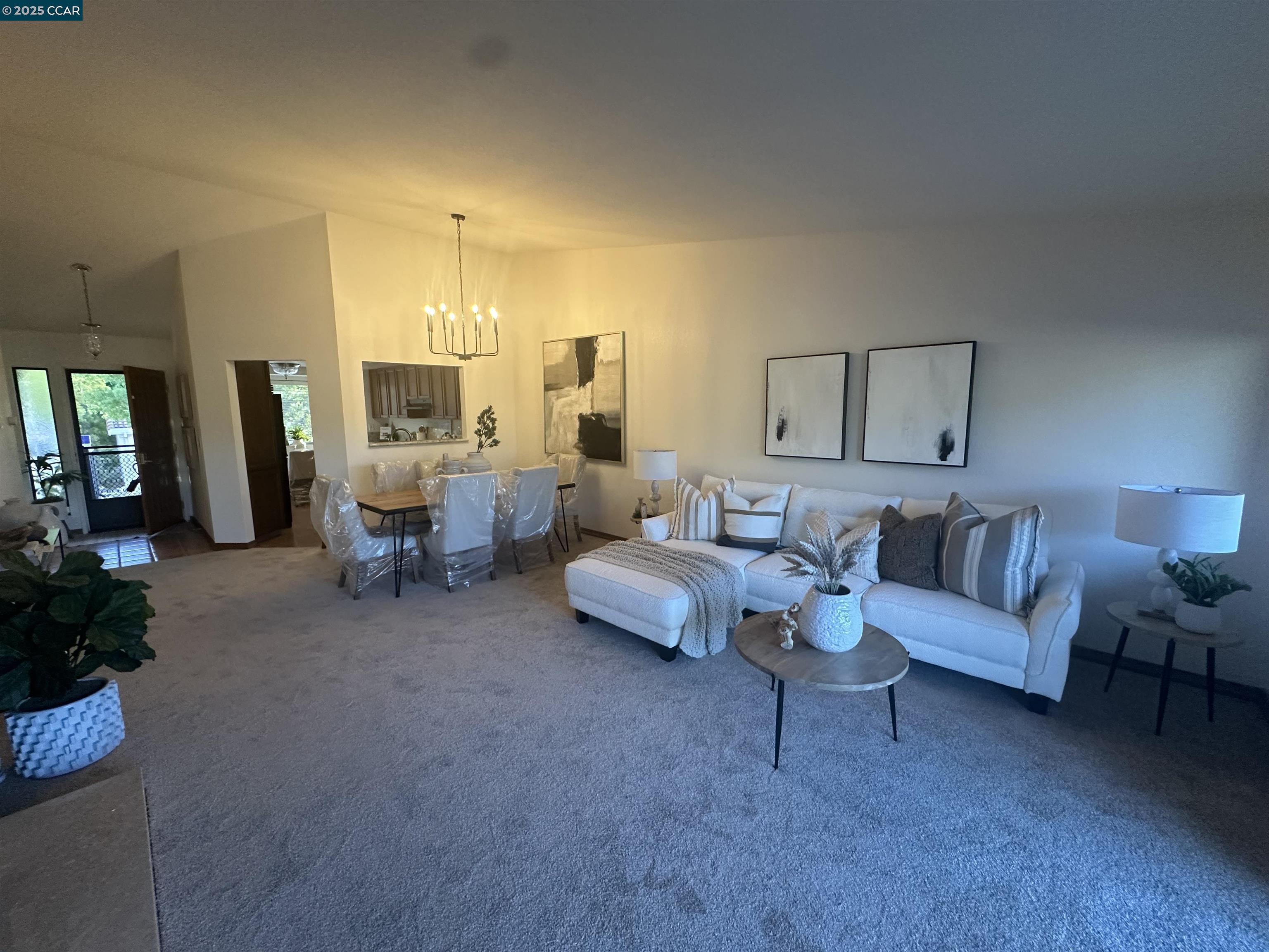 Photo #8: 41088919 Listing: Photo #8