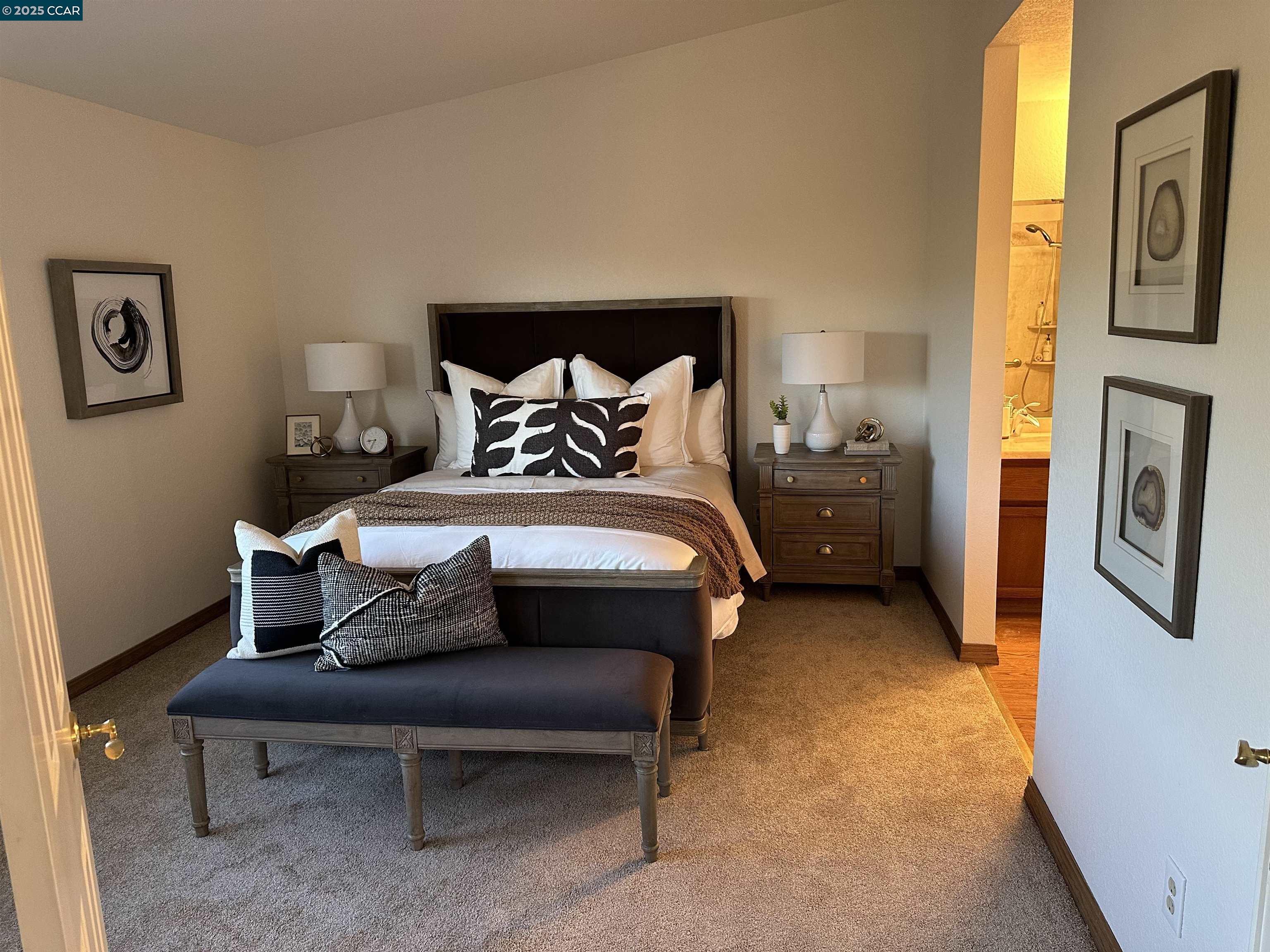 Photo #9: 41088919 Listing: Photo #9