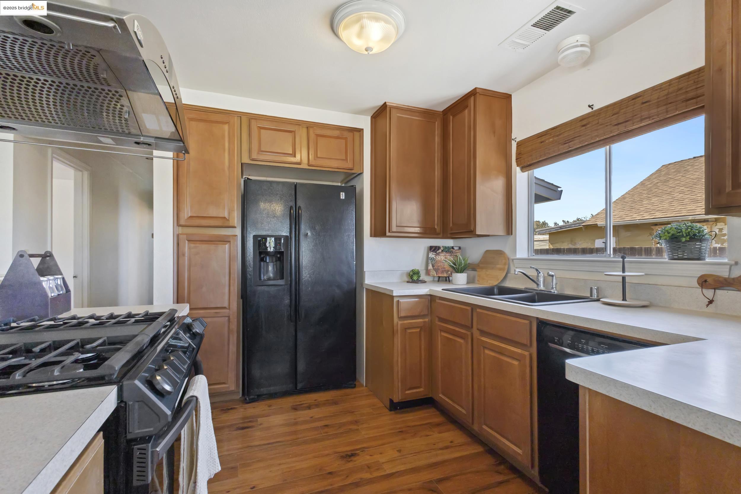 Detail Gallery Image 15 of 35 For 3474 Camino Diablo, Byron,  CA 94514 - 3 Beds | 2 Baths