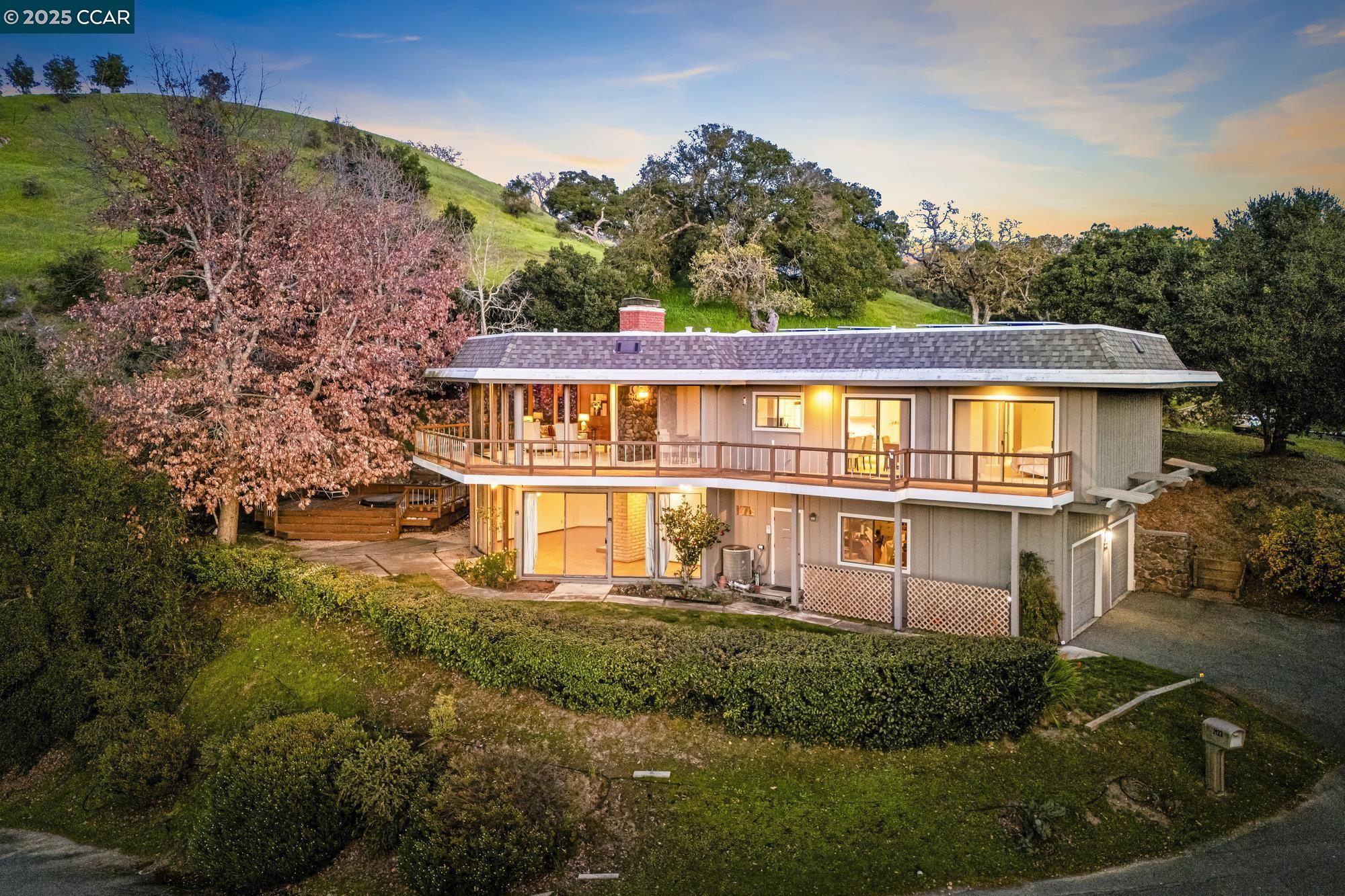 Detail Gallery Image 1 of 1 For 3123 Indian Way, Lafayette,  CA 94549 - 4 Beds | 2/1 Baths