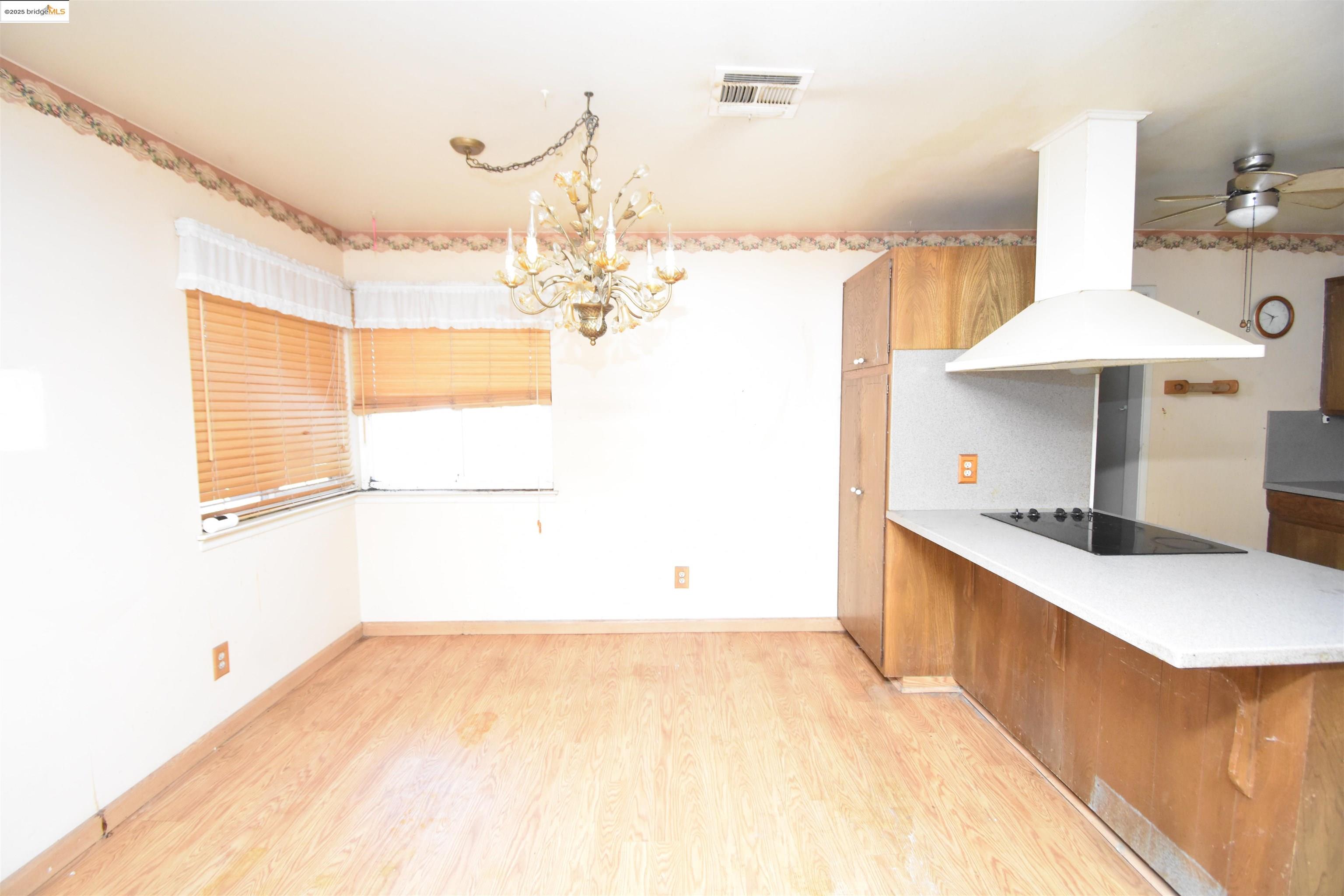 Detail Gallery Image 11 of 25 For 8733 Ensenada Dr, Stockton,  CA 95210 - 3 Beds | 2 Baths