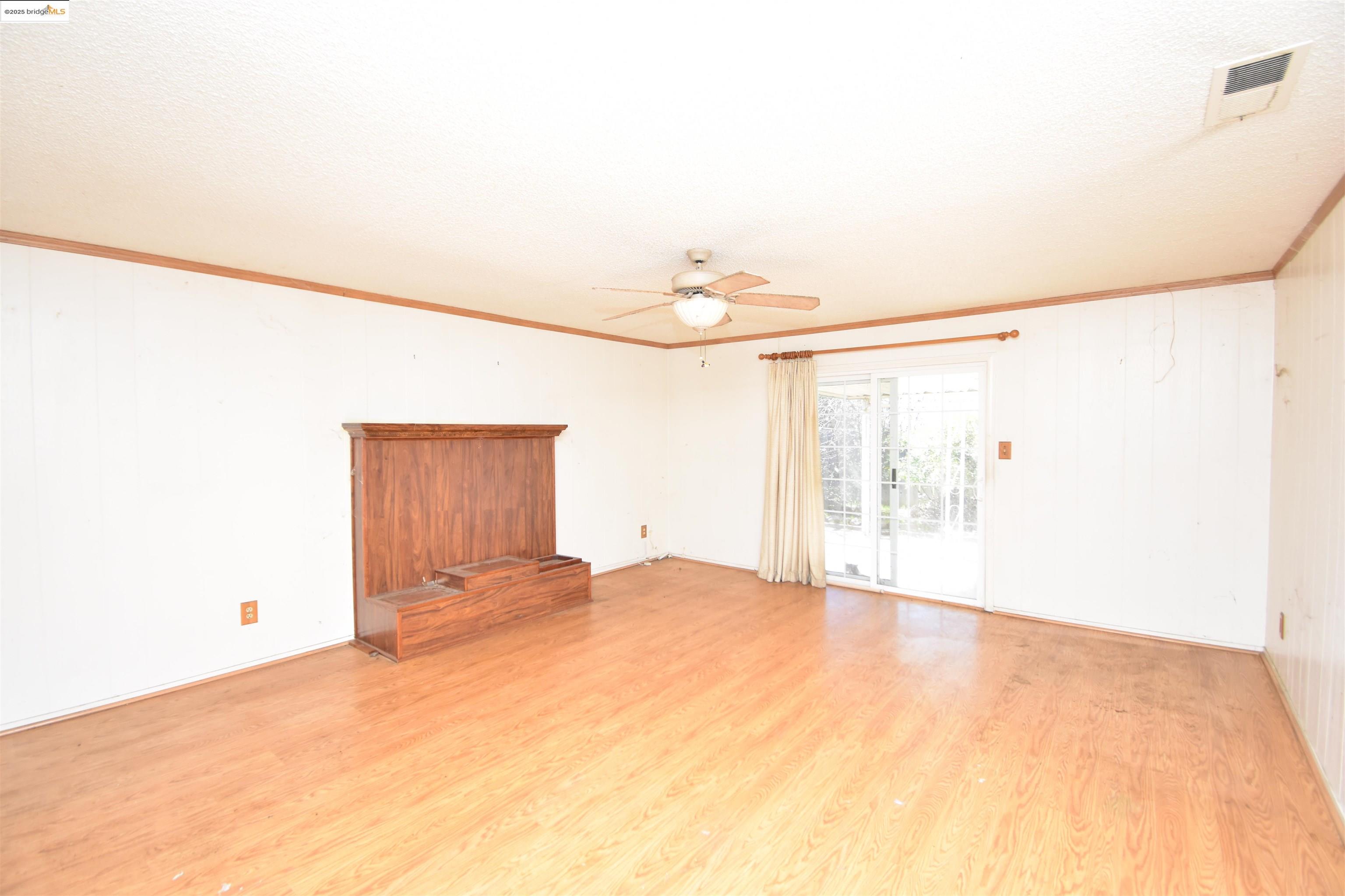Detail Gallery Image 12 of 25 For 8733 Ensenada Dr, Stockton,  CA 95210 - 3 Beds | 2 Baths