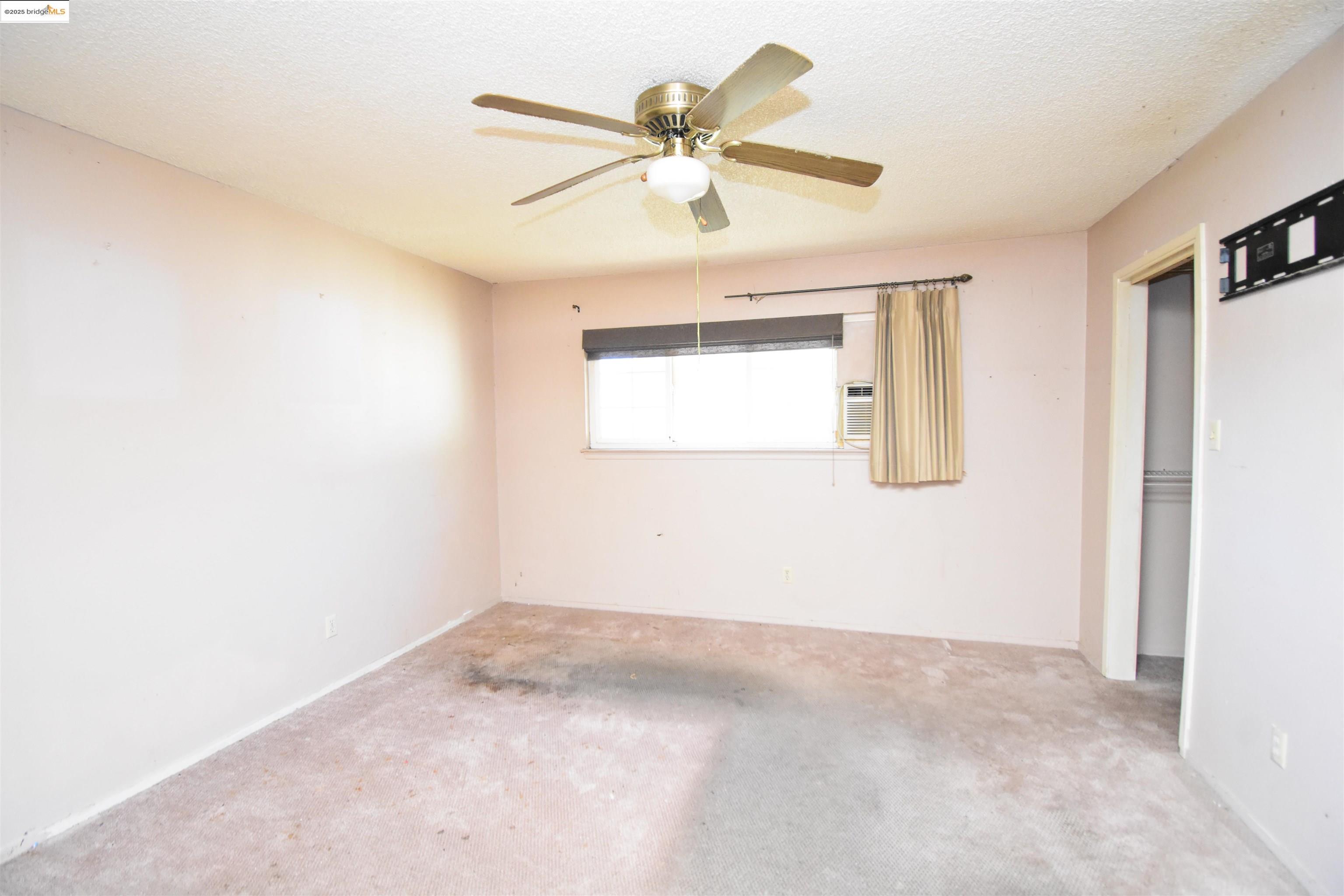 Detail Gallery Image 14 of 25 For 8733 Ensenada Dr, Stockton,  CA 95210 - 3 Beds | 2 Baths