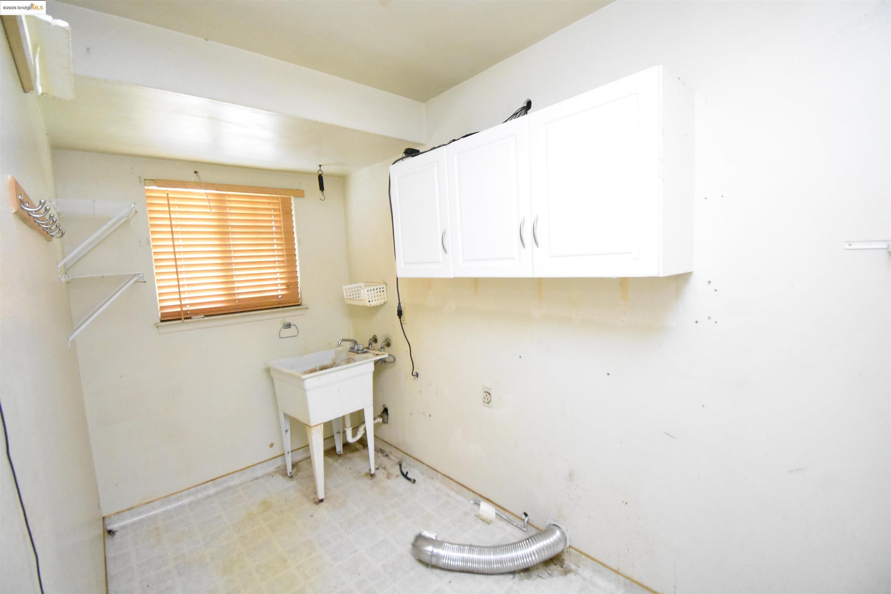 Detail Gallery Image 19 of 25 For 8733 Ensenada Dr, Stockton,  CA 95210 - 3 Beds | 2 Baths