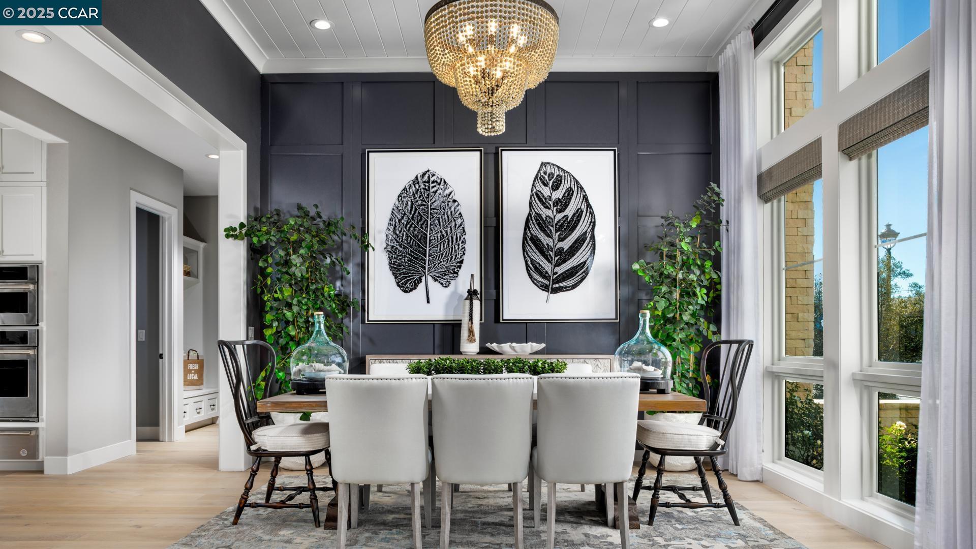 Detail Gallery Image 5 of 37 For 18501 Corte Damian, Morgan Hill,  CA 95037 - 5 Beds | 5/1 Baths