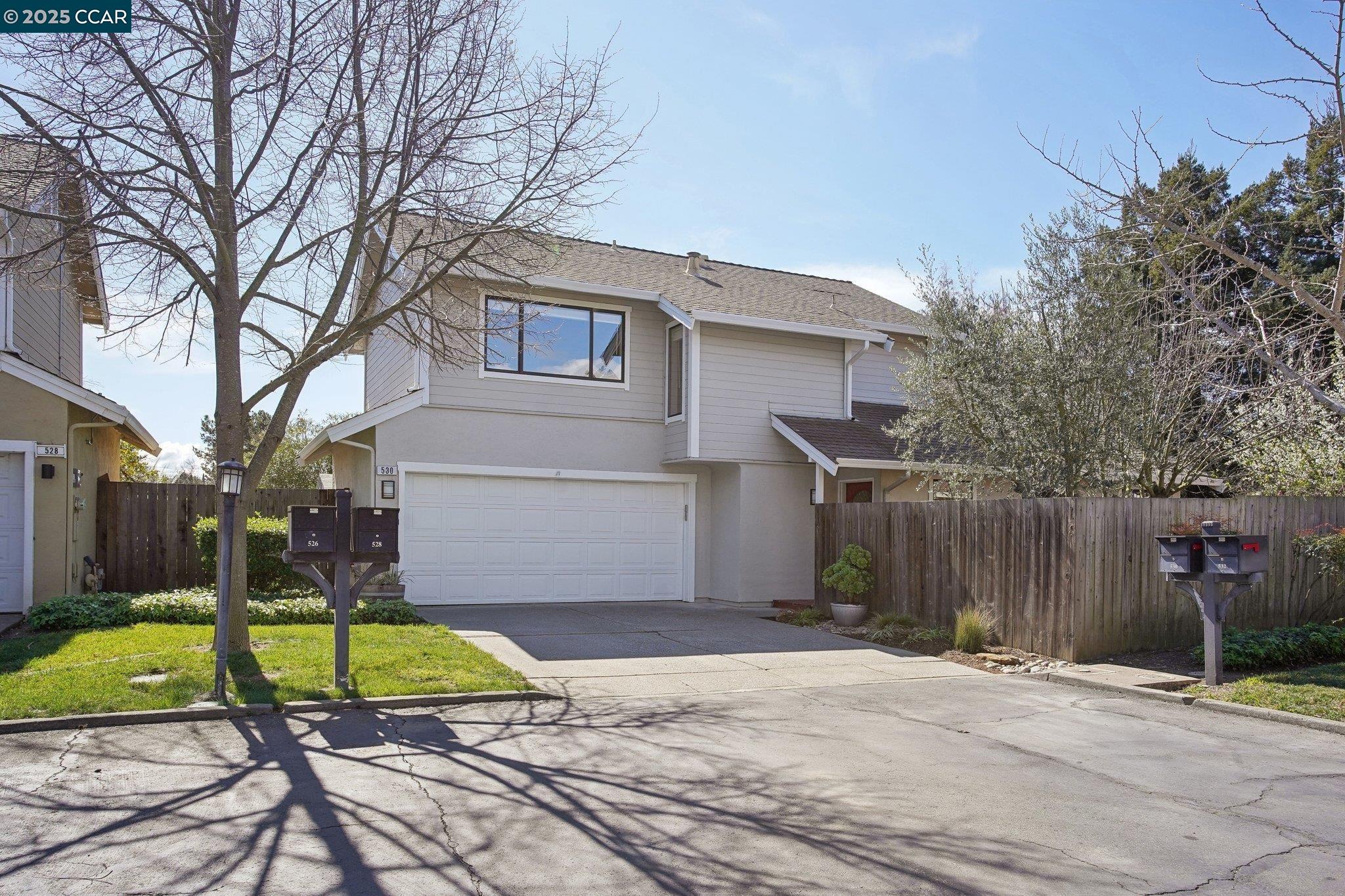Detail Gallery Image 1 of 1 For 530 Laurel Ct, Benicia,  CA 94510 - 2 Beds | 2/1 Baths