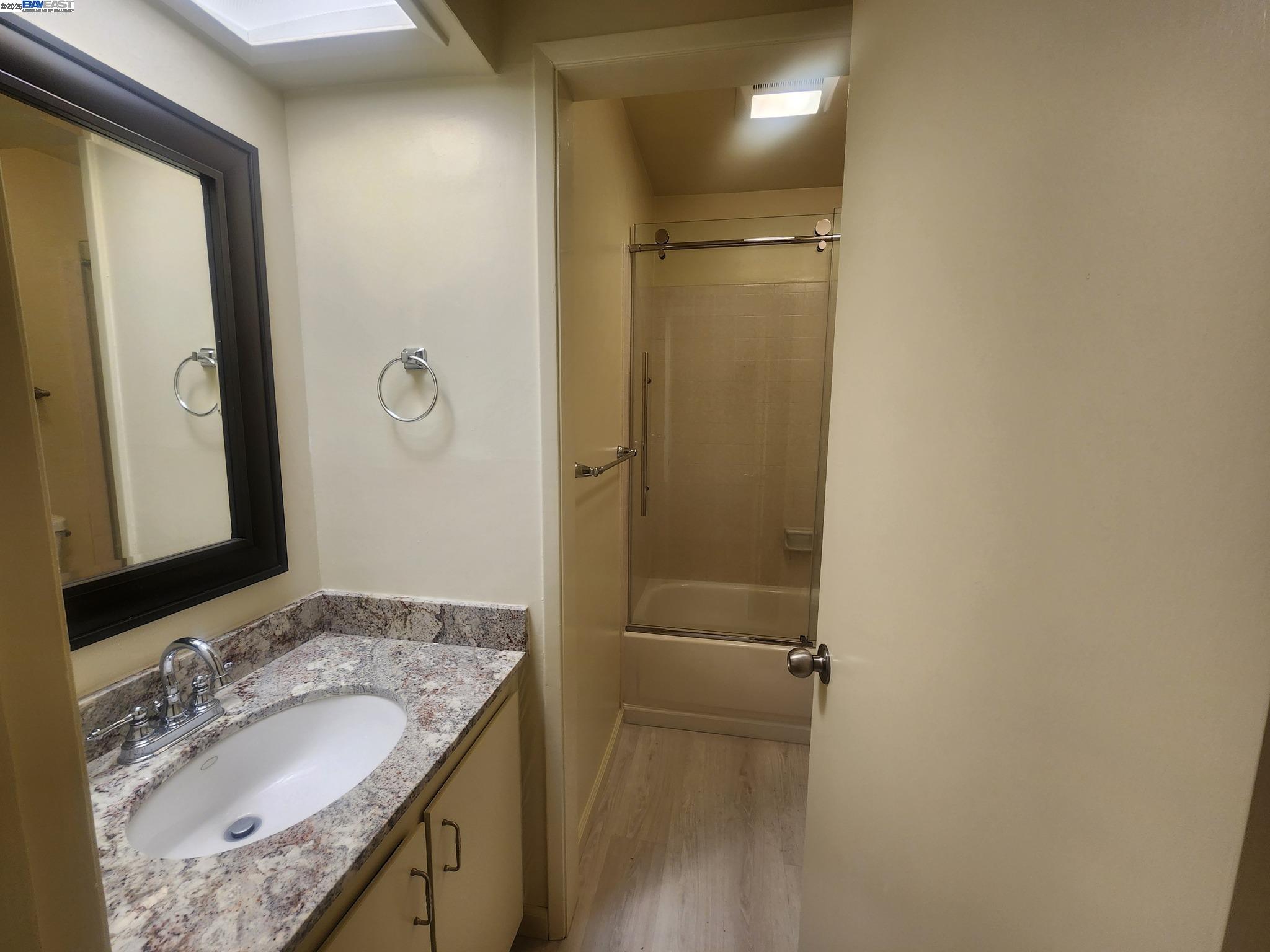 Detail Gallery Image 12 of 24 For 121 Rubicon Cir, Danville,  CA 94526 - 2 Beds | 2 Baths