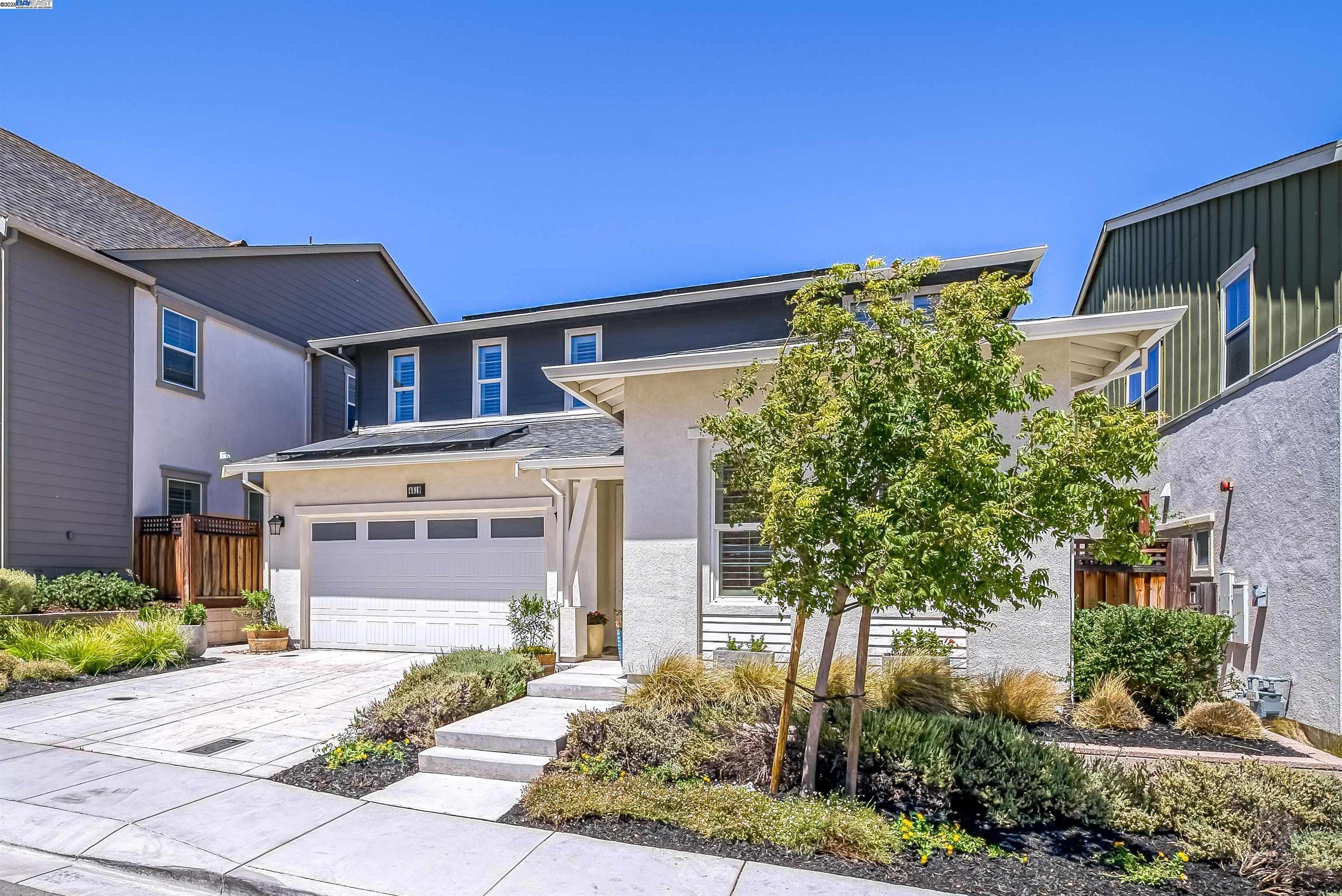 Detail Gallery Image 2 of 52 For 4519 Spring Mountain Way, Dublin,  CA 94568 - 5 Beds | 4 Baths