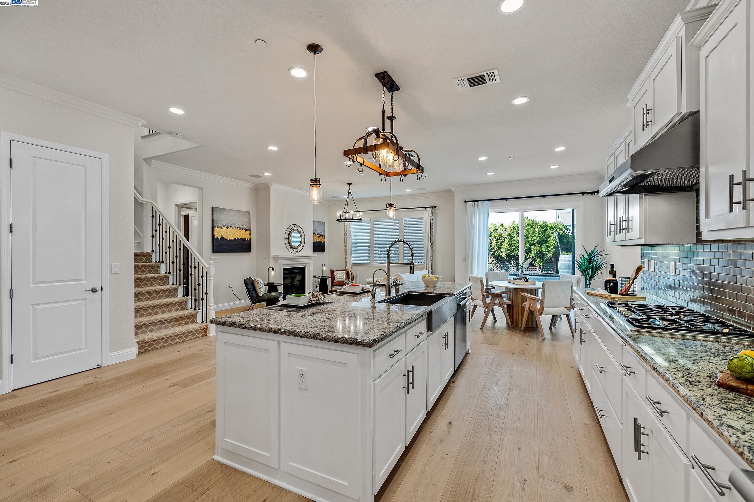 Detail Gallery Image 13 of 52 For 4519 Spring Mountain Way, Dublin,  CA 94568 - 5 Beds | 4 Baths