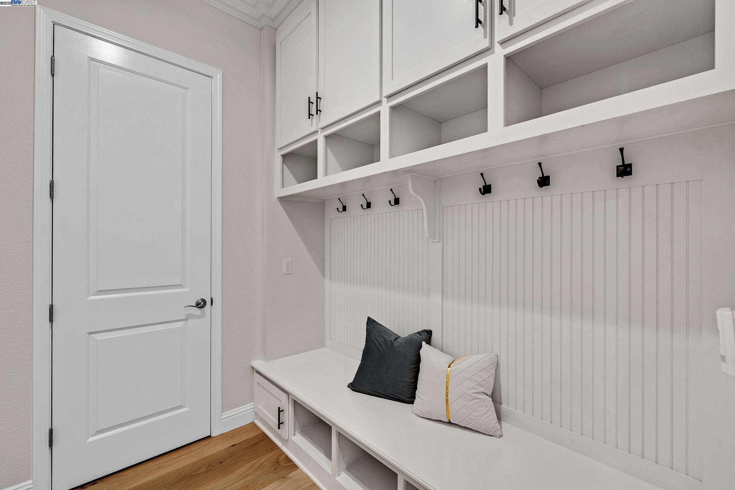 Detail Gallery Image 17 of 52 For 4519 Spring Mountain Way, Dublin,  CA 94568 - 5 Beds | 4 Baths
