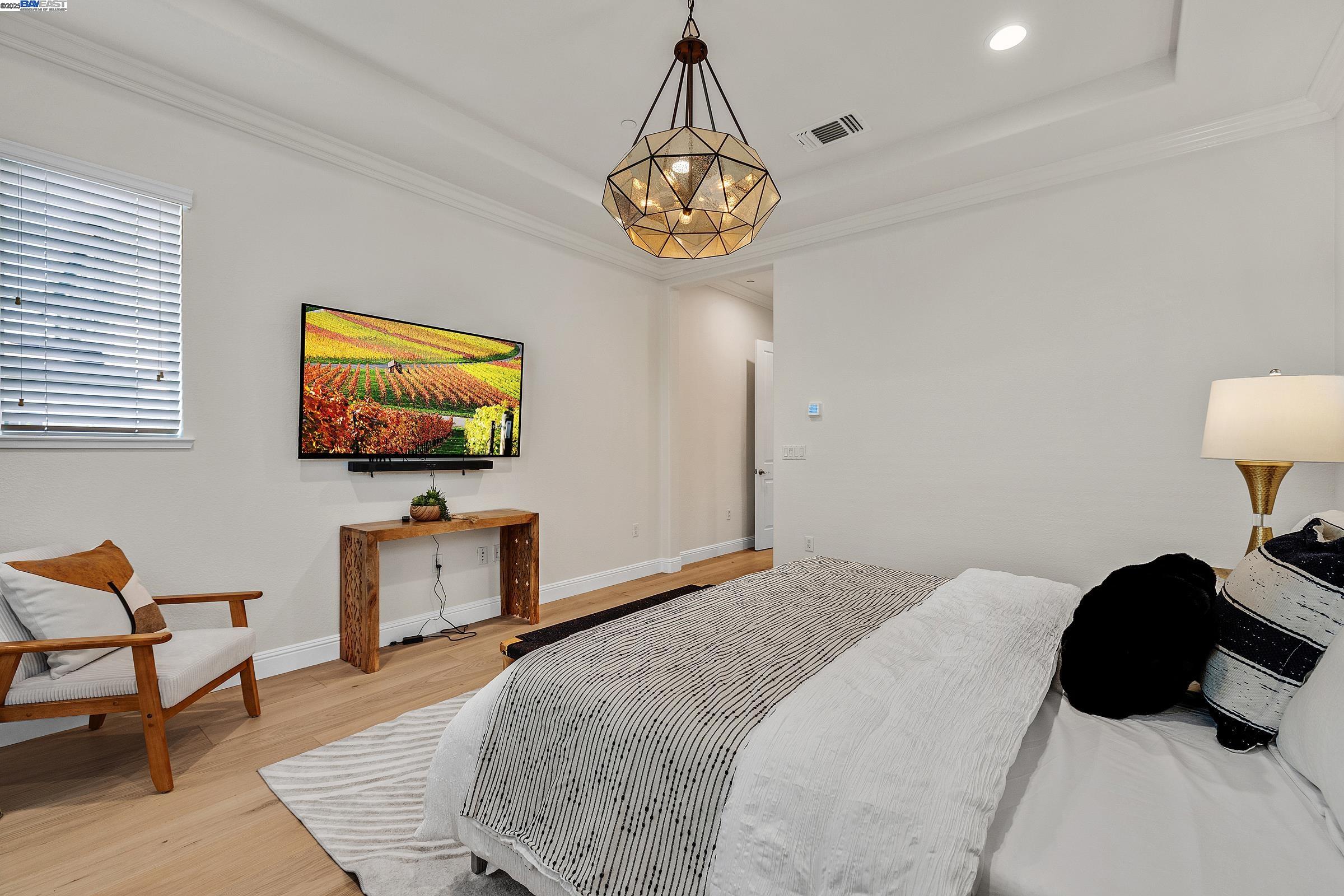 Detail Gallery Image 19 of 52 For 4519 Spring Mountain Way, Dublin,  CA 94568 - 5 Beds | 4 Baths