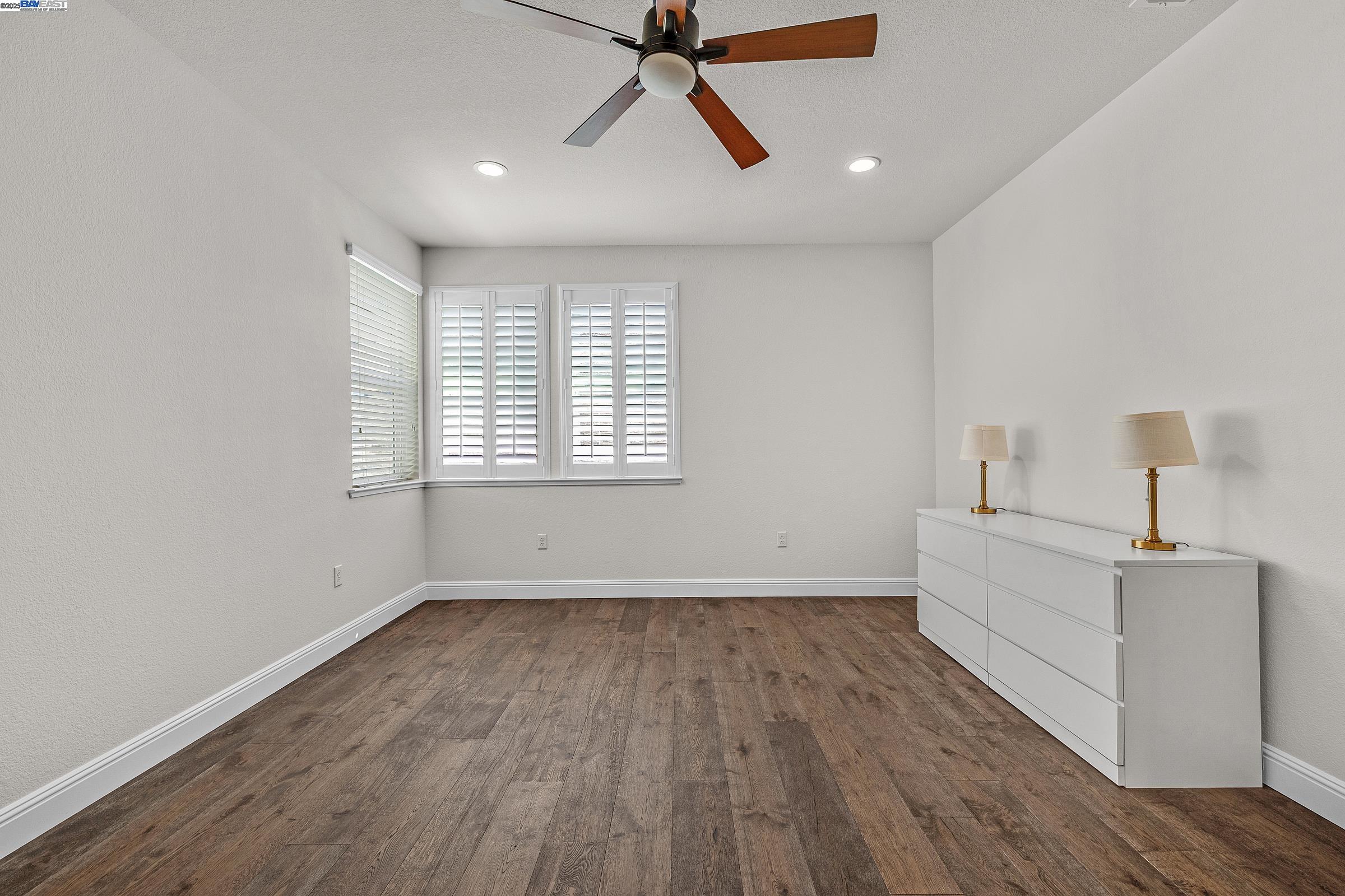 Detail Gallery Image 30 of 52 For 4519 Spring Mountain Way, Dublin,  CA 94568 - 5 Beds | 4 Baths