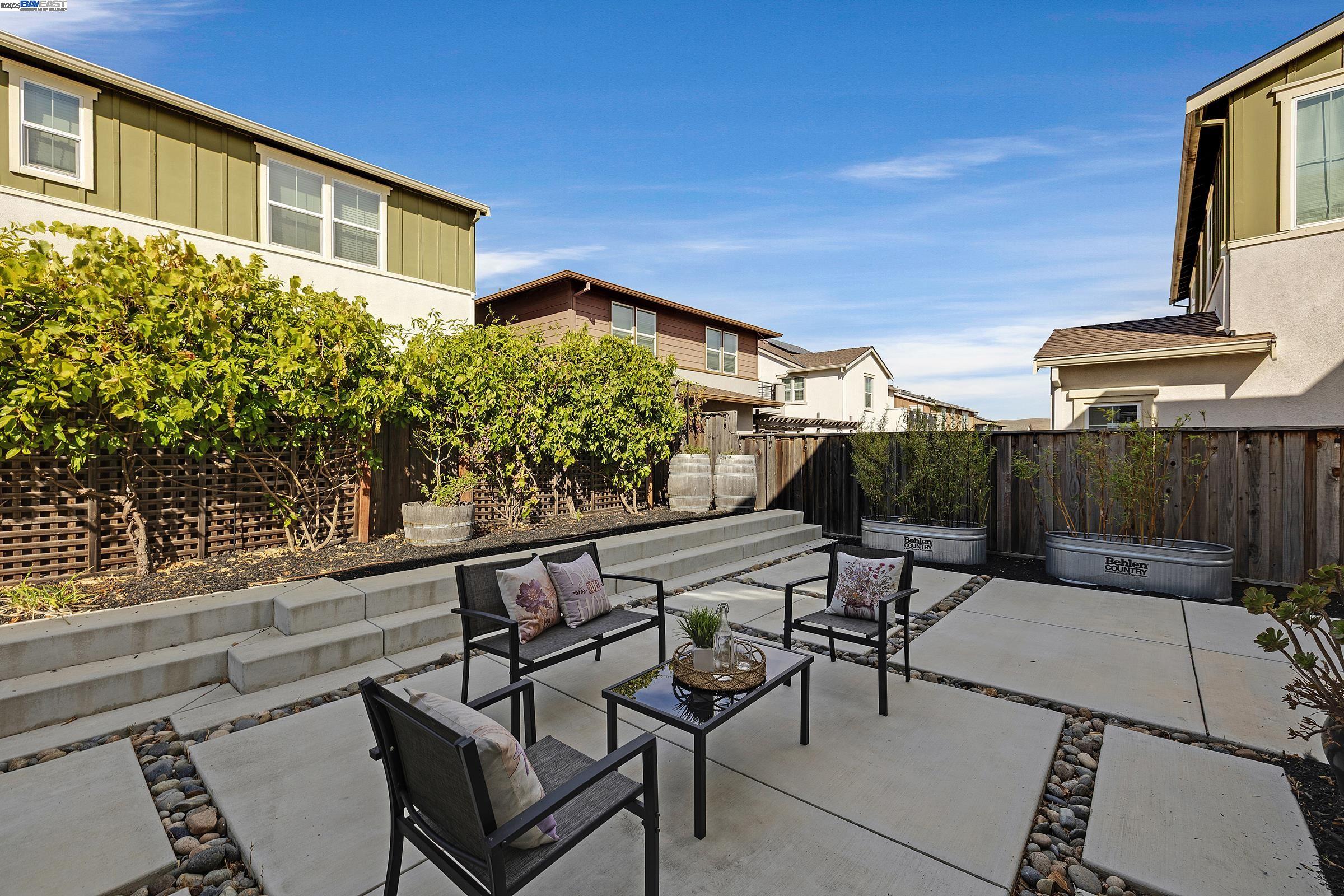 Detail Gallery Image 37 of 52 For 4519 Spring Mountain Way, Dublin,  CA 94568 - 5 Beds | 4 Baths