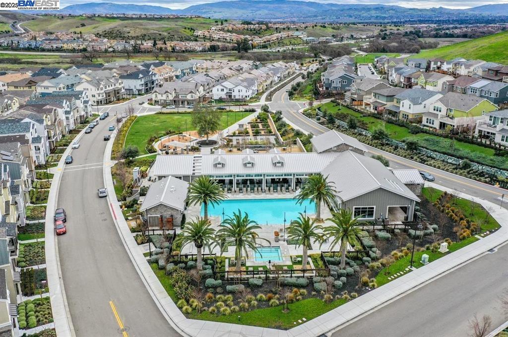 Detail Gallery Image 42 of 52 For 4519 Spring Mountain Way, Dublin,  CA 94568 - 5 Beds | 4 Baths
