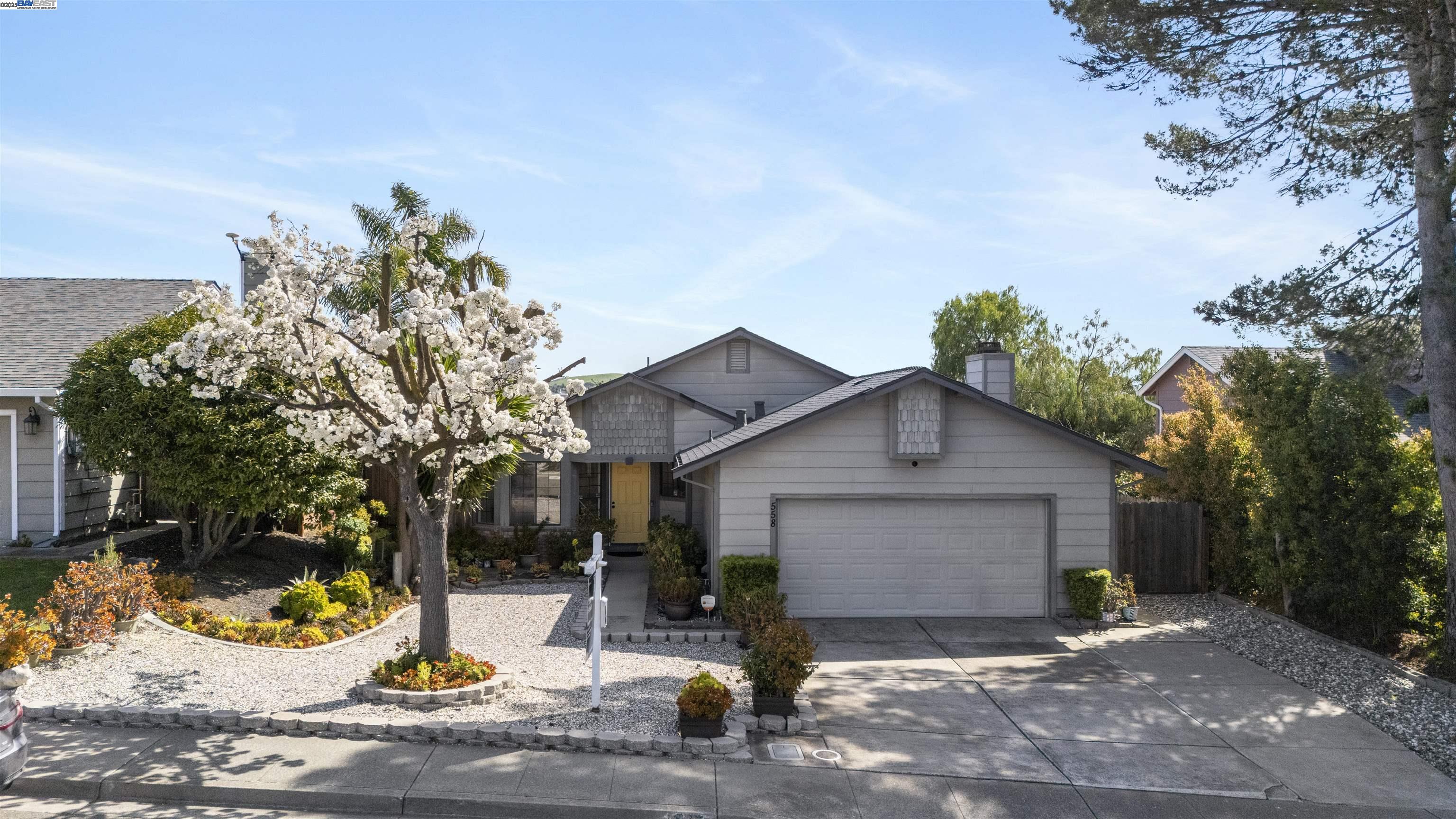 Detail Gallery Image 1 of 1 For 558 N Regatta Dr, Vallejo,  CA 94591 - 3 Beds | 2 Baths