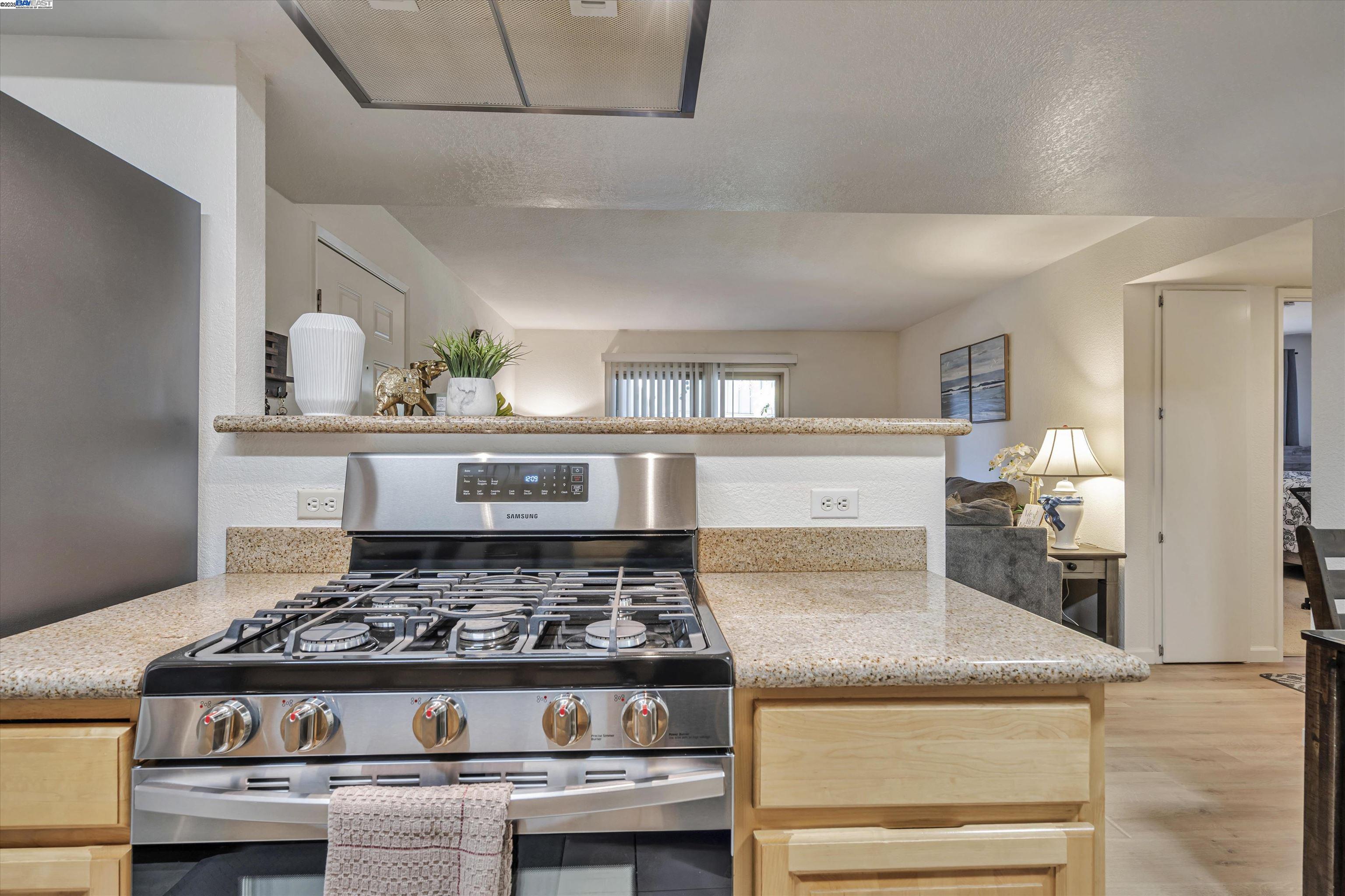 Photo #12: 41089033 Listing: Photo #12