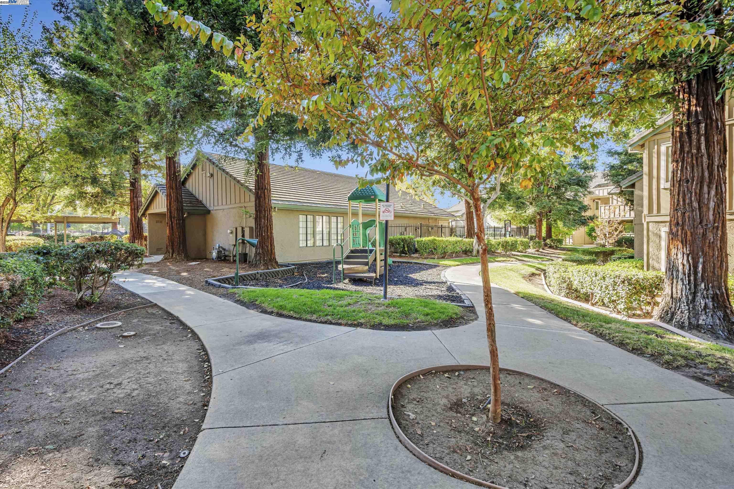 Photo #36: 41089033 Listing: Photo #36
