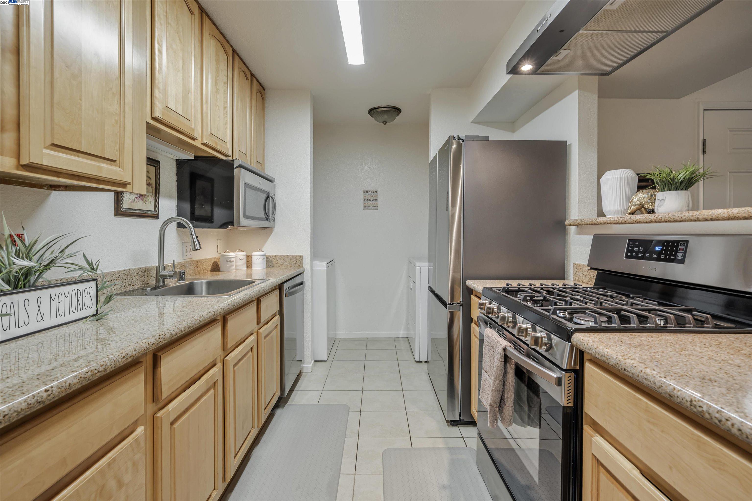 Photo #8: 41089033 Listing: Photo #8