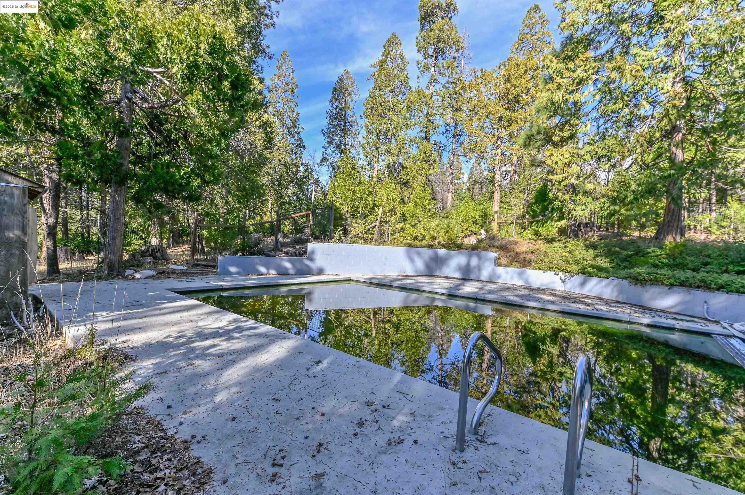 Detail Gallery Image 10 of 38 For 23745 Confidence South Fork, Twain Harte,  CA 95370 - 3 Beds | 2 Baths