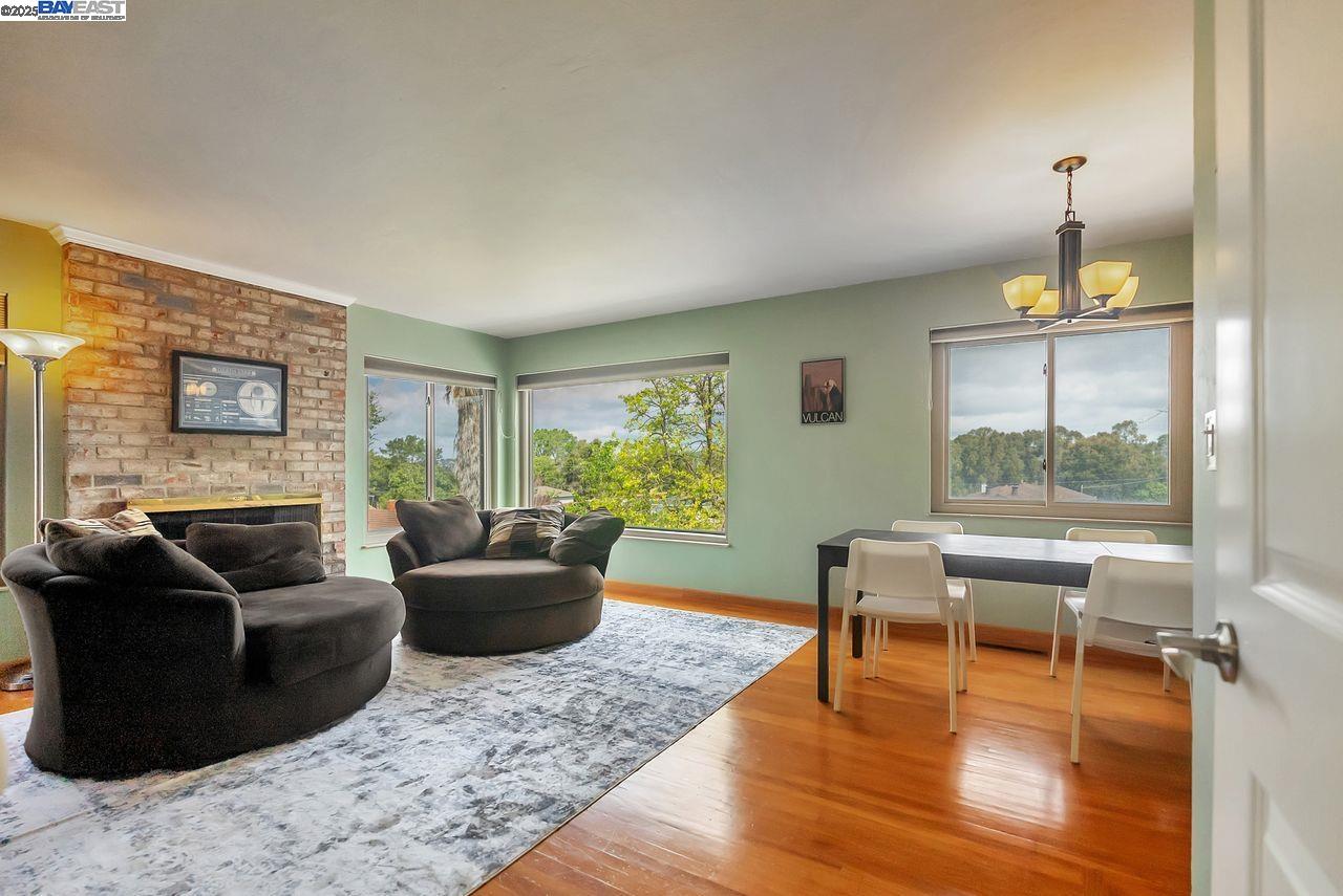 property-img