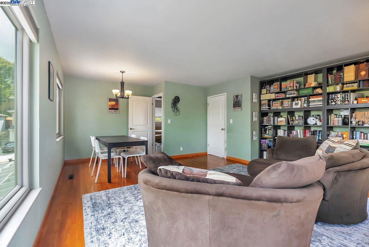 property-img