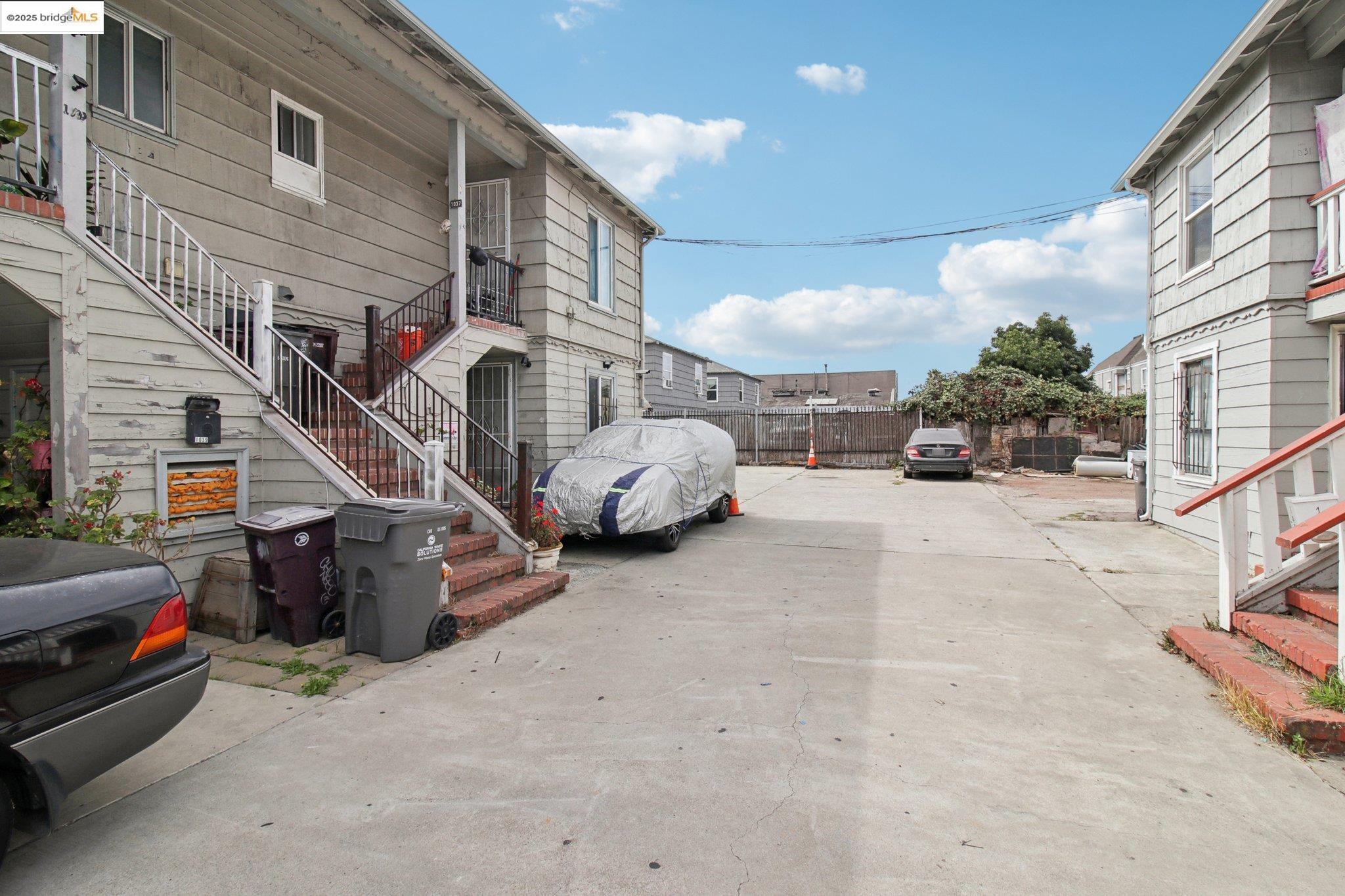 Detail Gallery Image 6 of 6 For 1037 International Blvd, Oakland,  CA 94606 - – Beds | – Baths