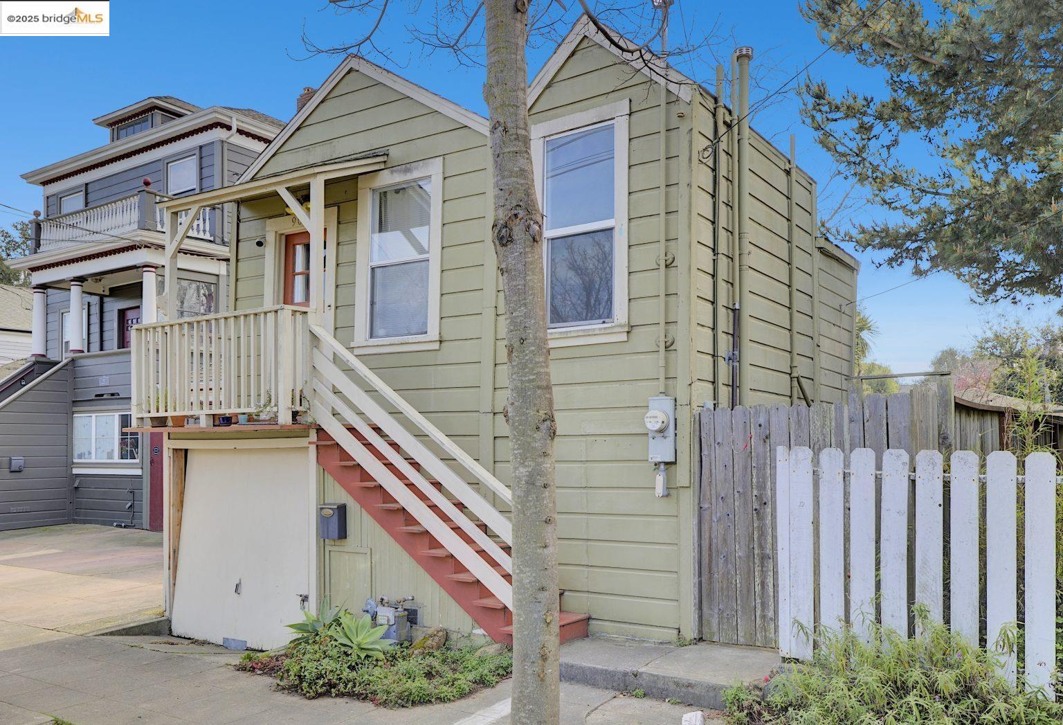 Detail Gallery Image 12 of 19 For 1220 9th St, Alameda,  CA 94501 - – Beds | – Baths