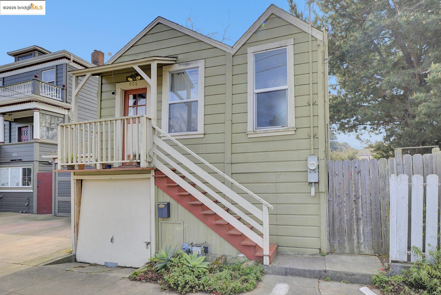 Detail Gallery Image 4 of 19 For 1220 9th St, Alameda,  CA 94501 - – Beds | – Baths