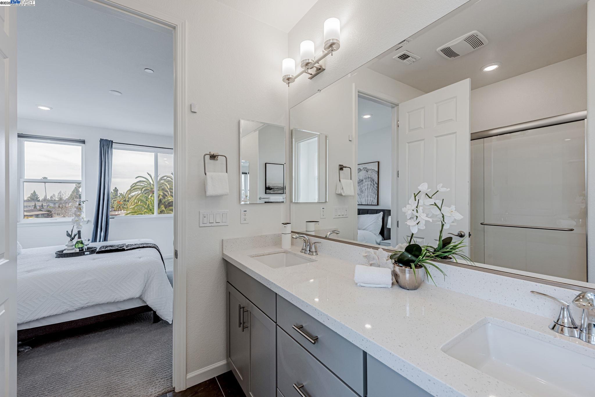 Detail Gallery Image 23 of 36 For 403 Industrial Parkway, Hayward,  CA 94544 - 4 Beds | 3/1 Baths
