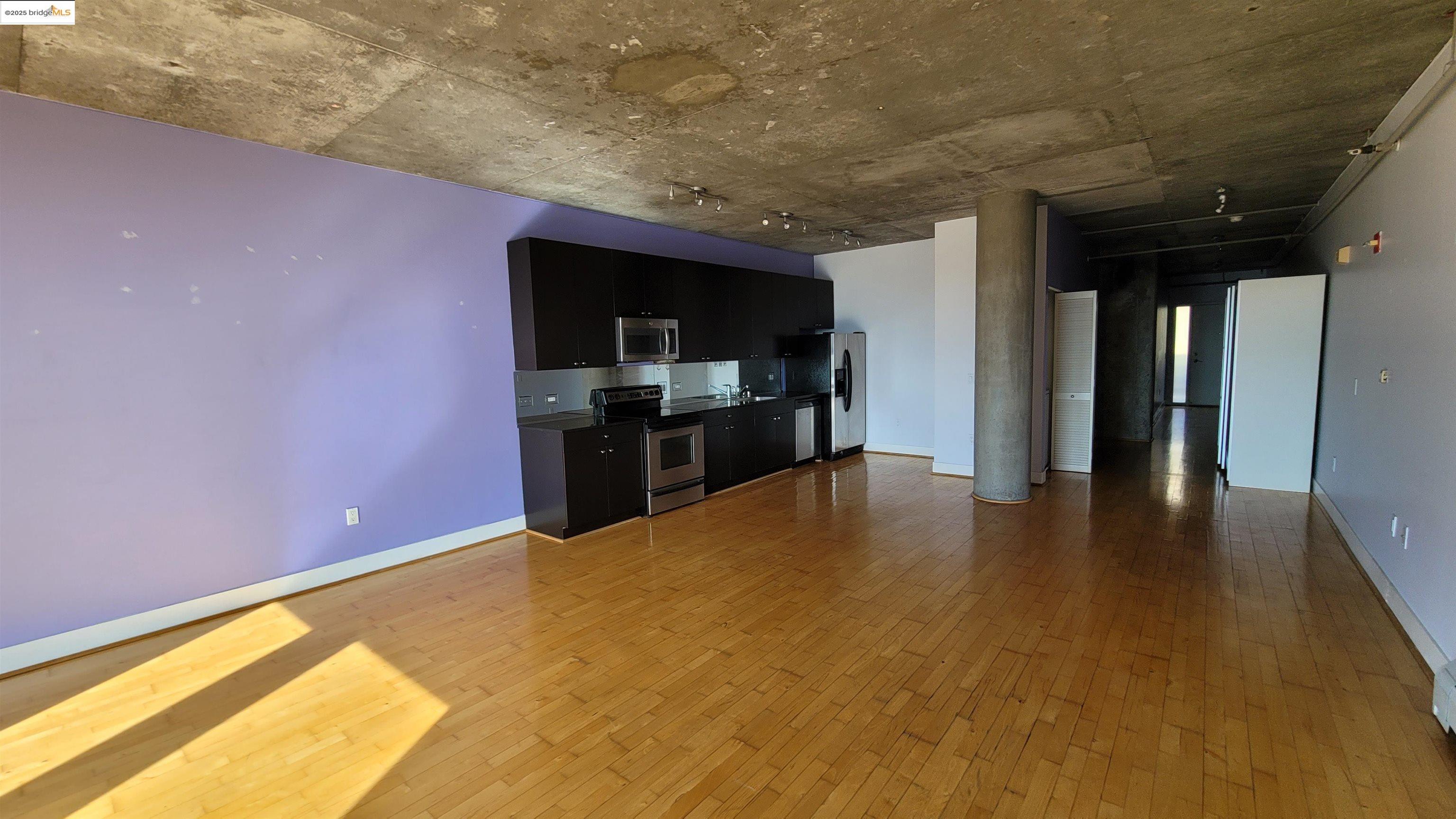 Detail Gallery Image 6 of 21 For 311 Oak St #730,  Oakland,  CA 94607 - 1 Beds | 1 Baths