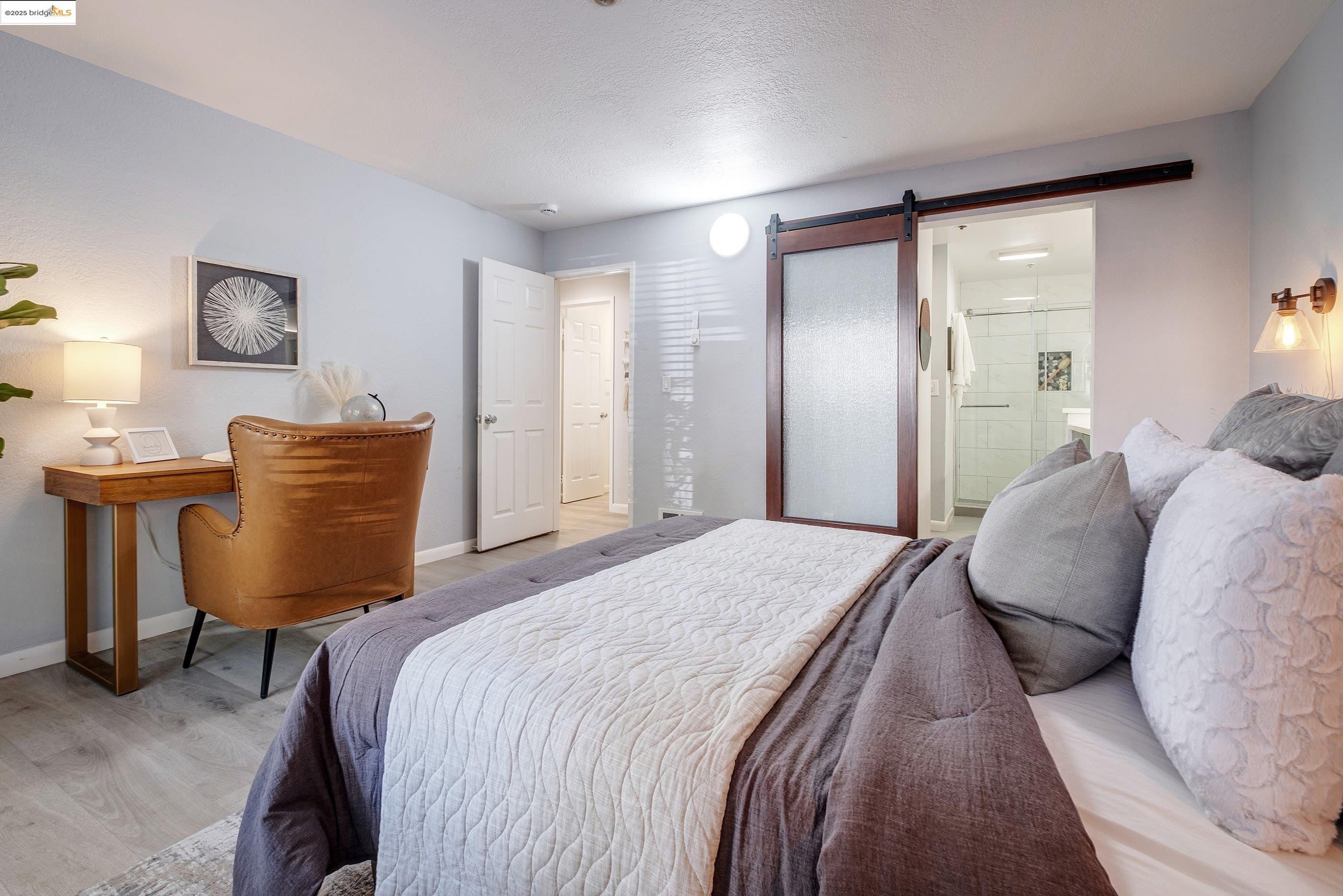389 Belmont St # 110, Oakland, California 94610, 2 Bedrooms Bedrooms, 4 Rooms Rooms,2 BathroomsBathrooms,Residential,For Sale,389 Belmont St # 110,41089131