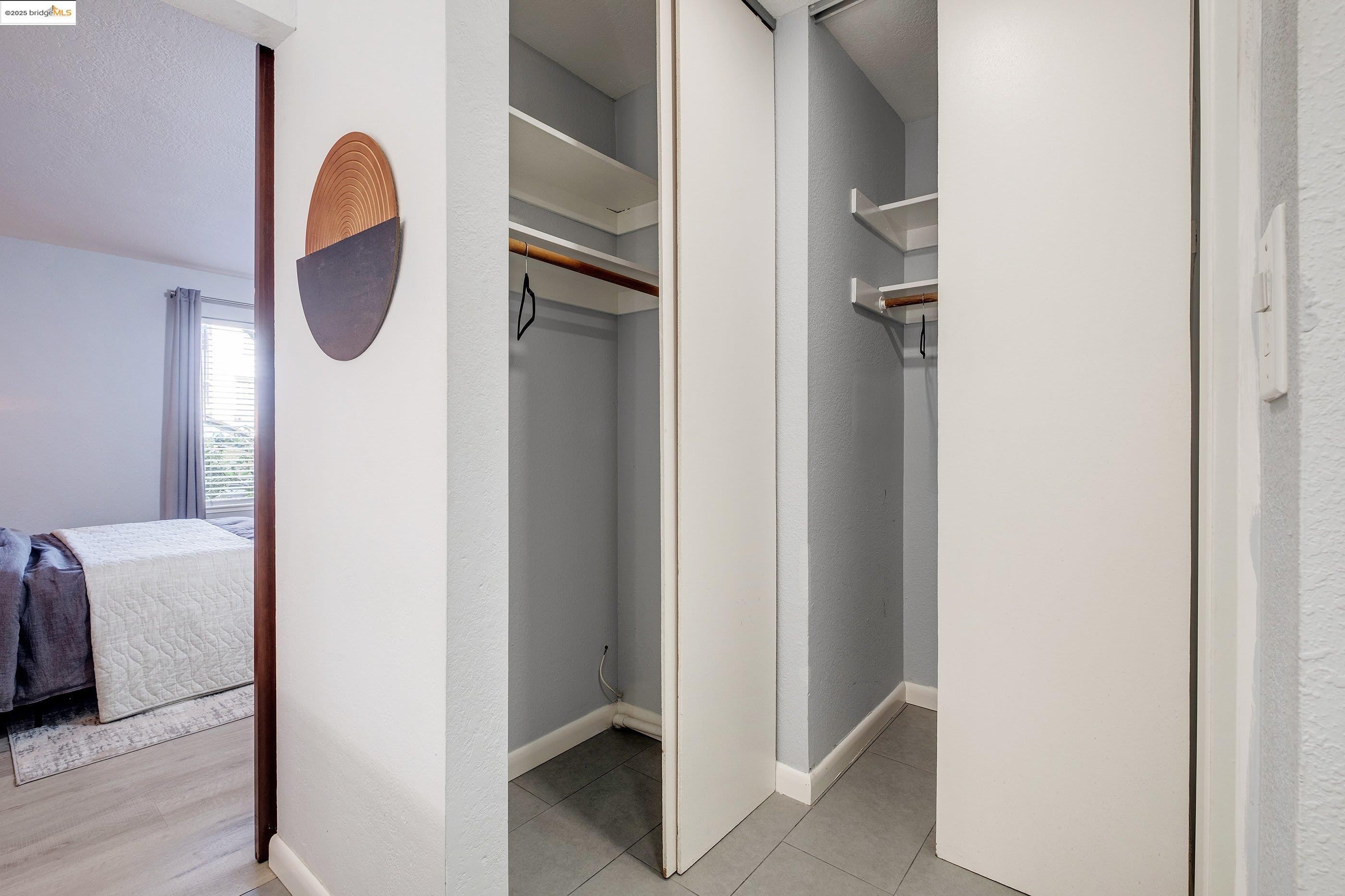 389 Belmont St # 110, Oakland, California 94610, 2 Bedrooms Bedrooms, 4 Rooms Rooms,2 BathroomsBathrooms,Residential,For Sale,389 Belmont St # 110,41089131