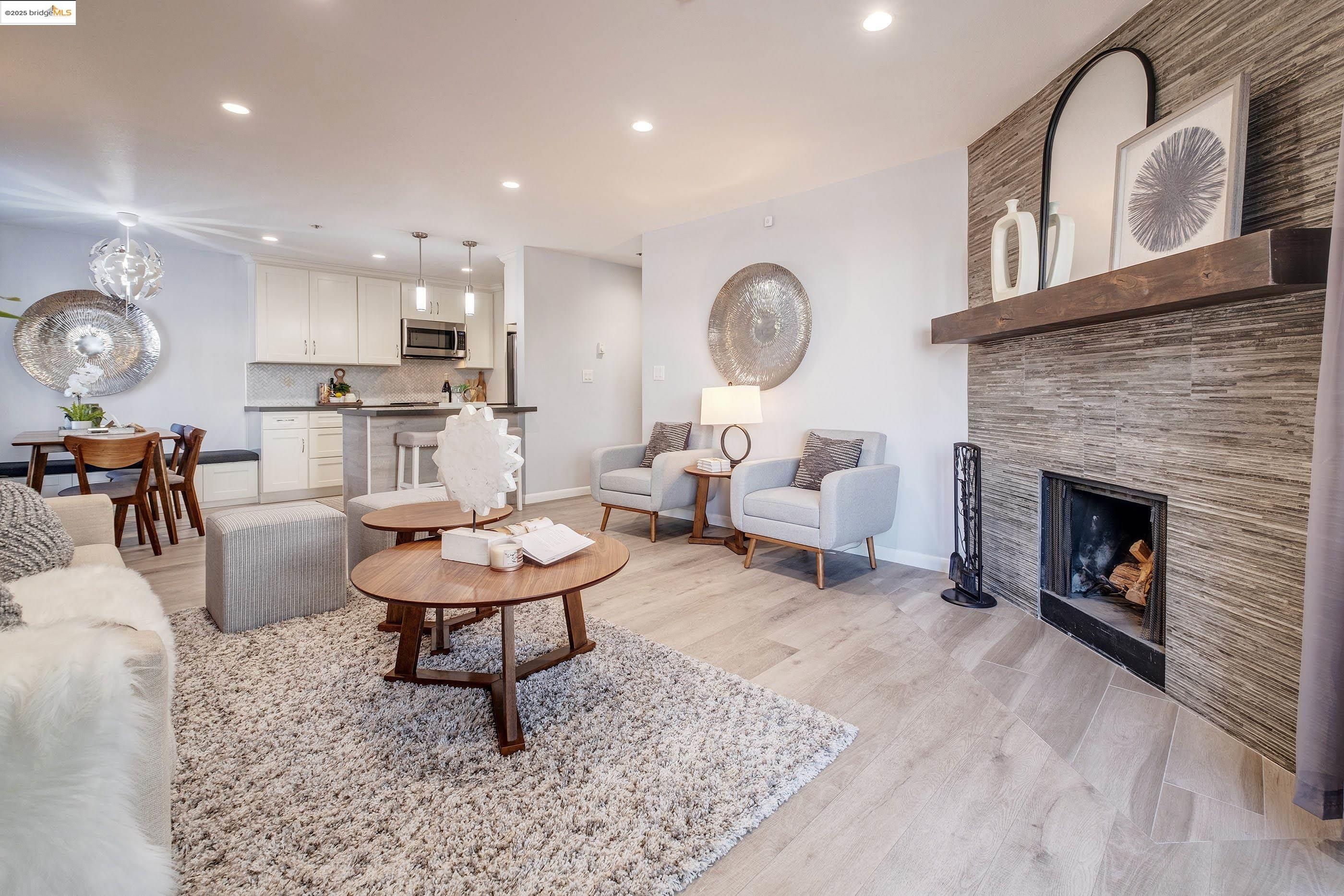 Photo #6: 41089131 Listing: Photo #6