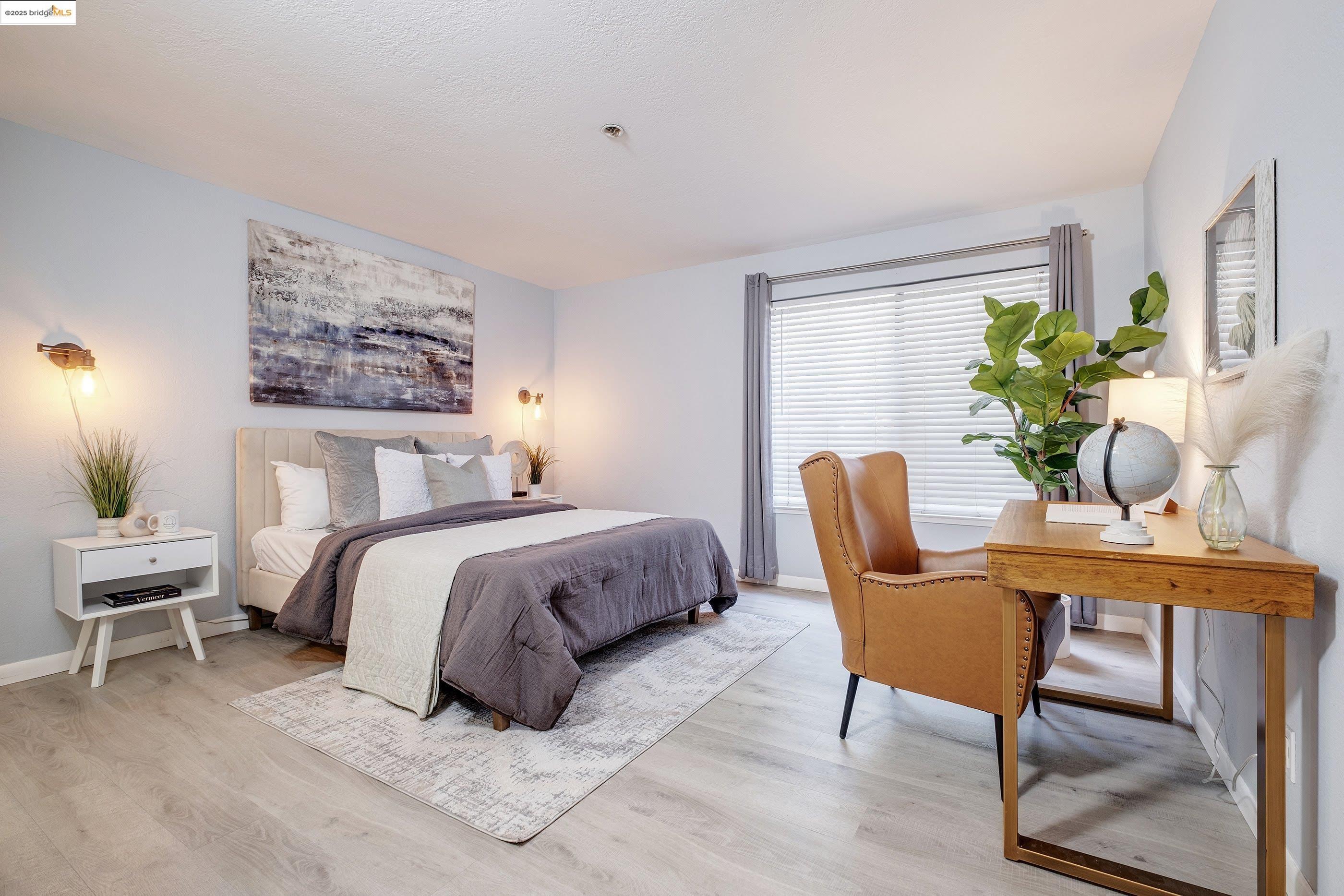 389 Belmont St # 110, Oakland, California 94610, 2 Bedrooms Bedrooms, 4 Rooms Rooms,2 BathroomsBathrooms,Residential,For Sale,389 Belmont St # 110,41089131