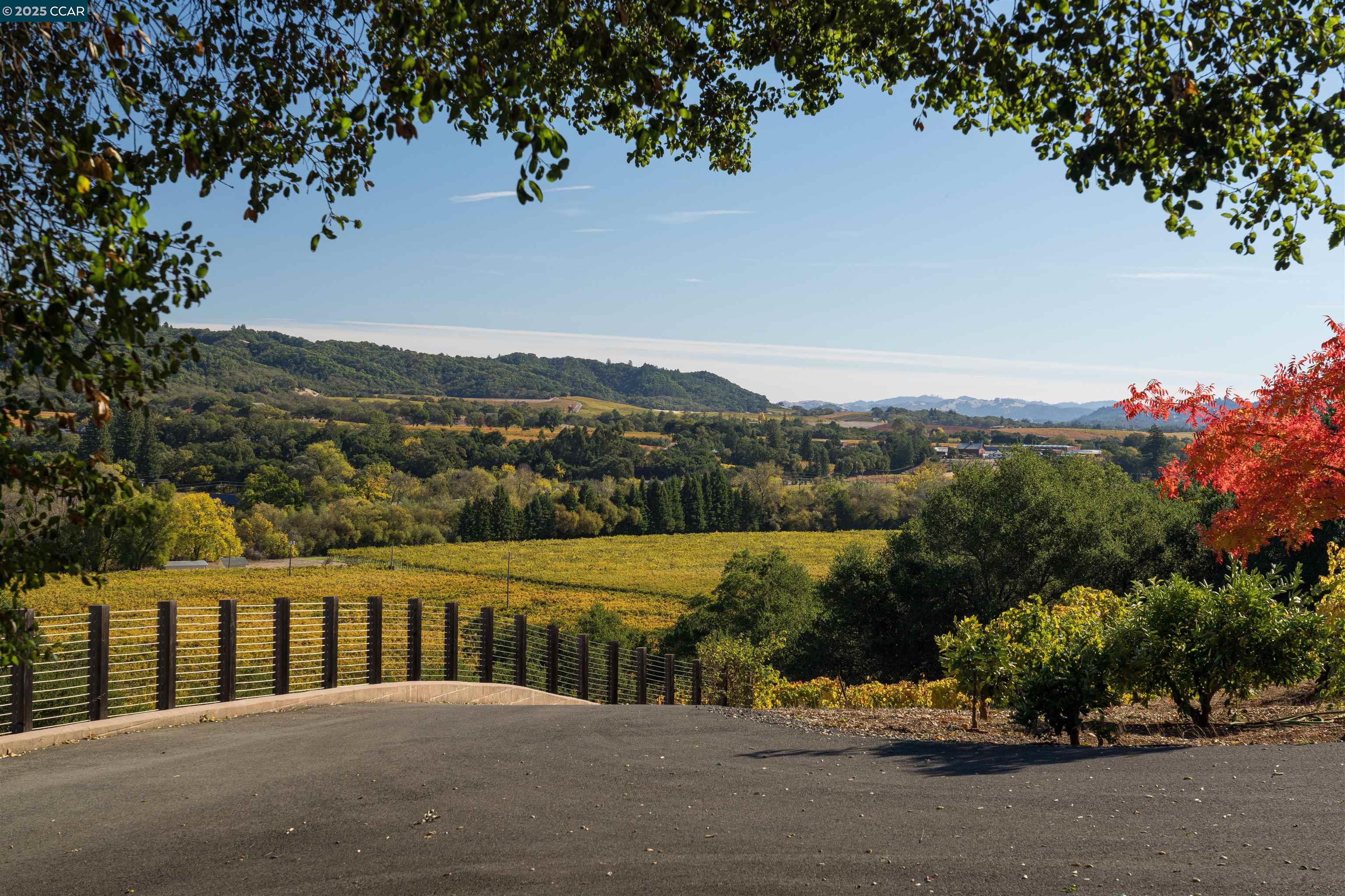 Detail Gallery Image 30 of 31 For West Dry Creek Rd, Healdsburg,  CA 95448 - 5 Beds | 5/2 Baths