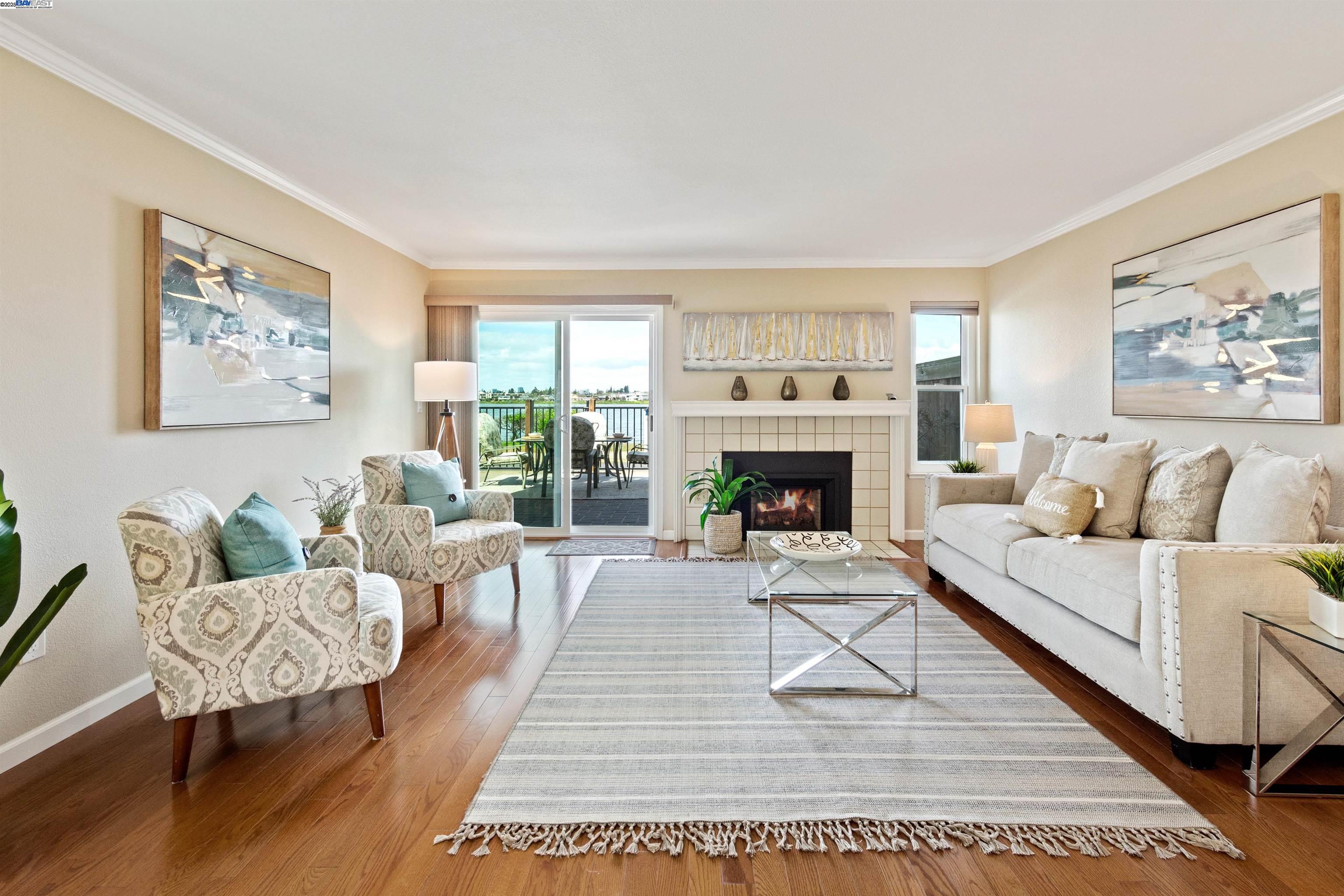 Detail Gallery Image 11 of 37 For 29 Bay Park Terrace, Alameda,  CA 94502 - 3 Beds | 2/1 Baths