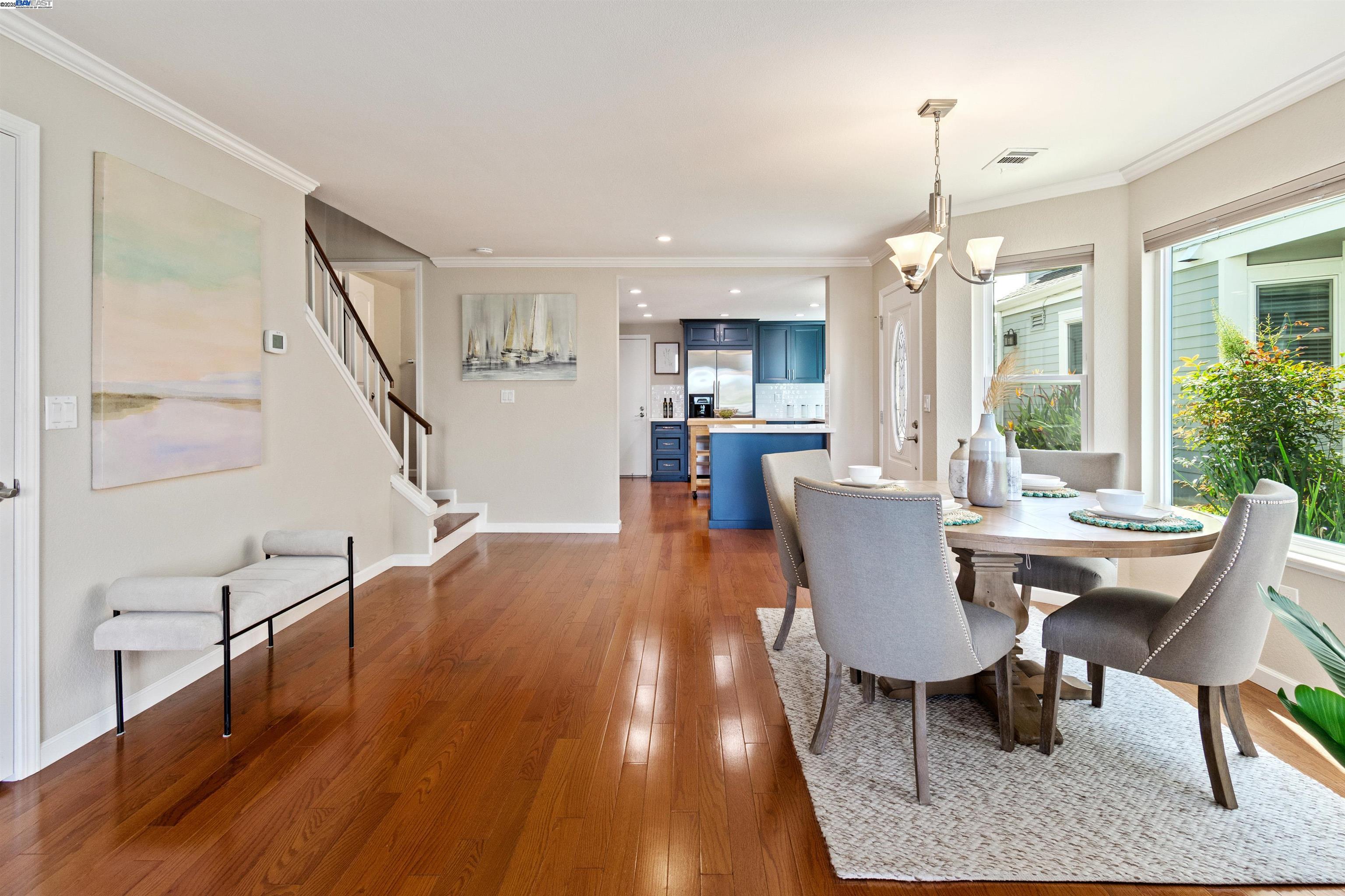 Detail Gallery Image 20 of 37 For 29 Bay Park Terrace, Alameda,  CA 94502 - 3 Beds | 2/1 Baths