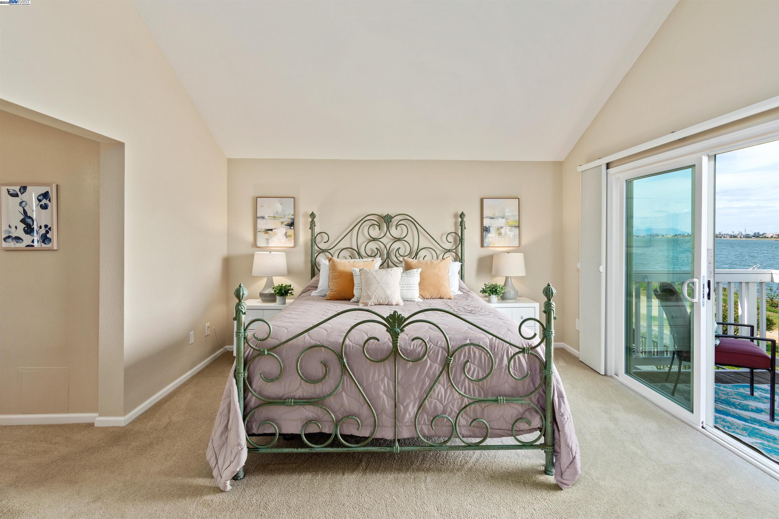 Detail Gallery Image 27 of 37 For 29 Bay Park Terrace, Alameda,  CA 94502 - 3 Beds | 2/1 Baths