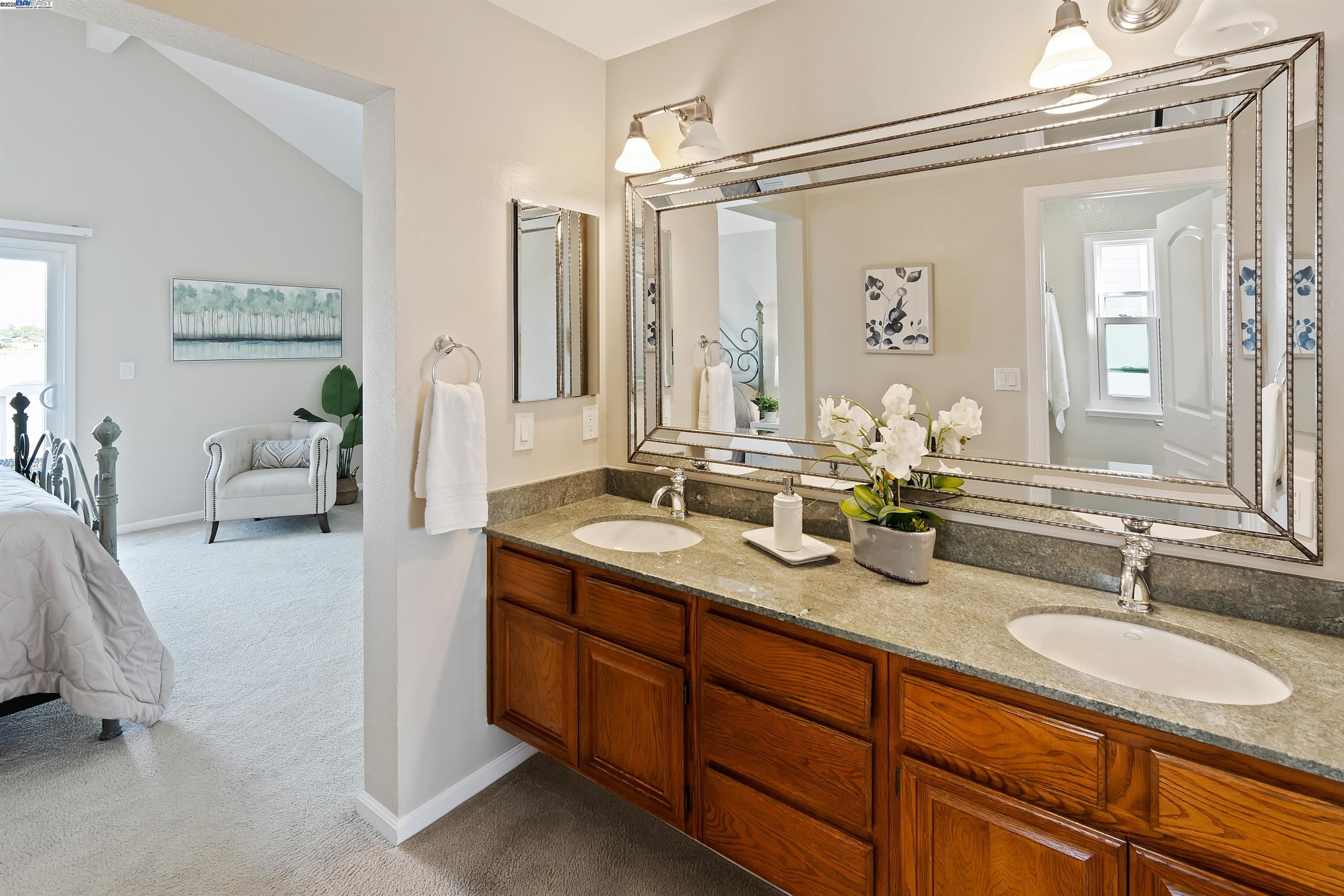 Detail Gallery Image 34 of 37 For 29 Bay Park Terrace, Alameda,  CA 94502 - 3 Beds | 2/1 Baths