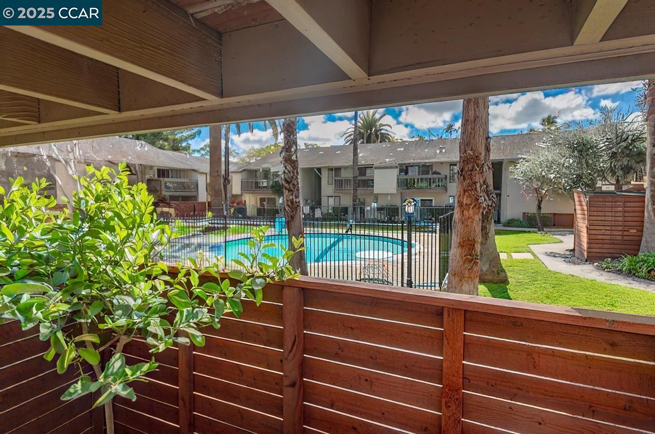 More Details about MLS # 41089152 : 2742 OAK RD # 197