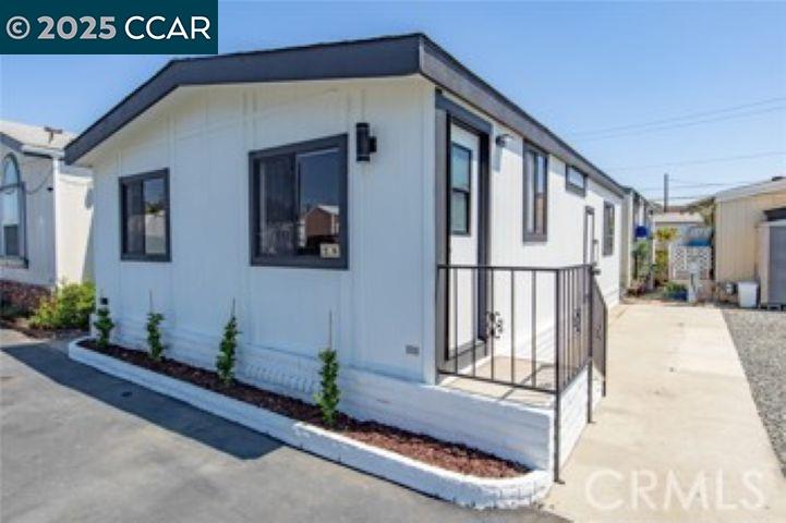 Detail Gallery Image 1 of 1 For 15141 Beach Blvd Spc 28,  –,  CA 92655 - 2 Beds | 1 Baths