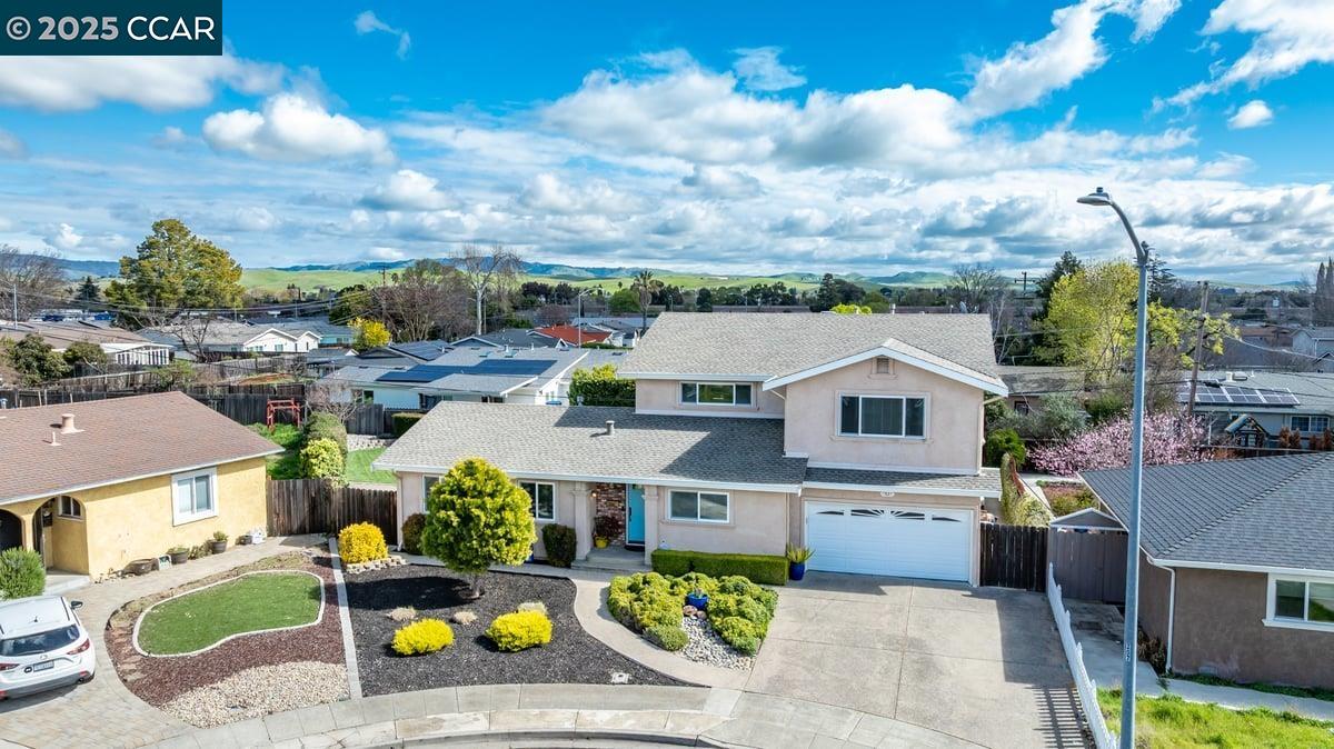 Detail Gallery Image 1 of 1 For 7827 Hillrose Dr, Dublin,  CA 94568 - 5 Beds | 3/1 Baths