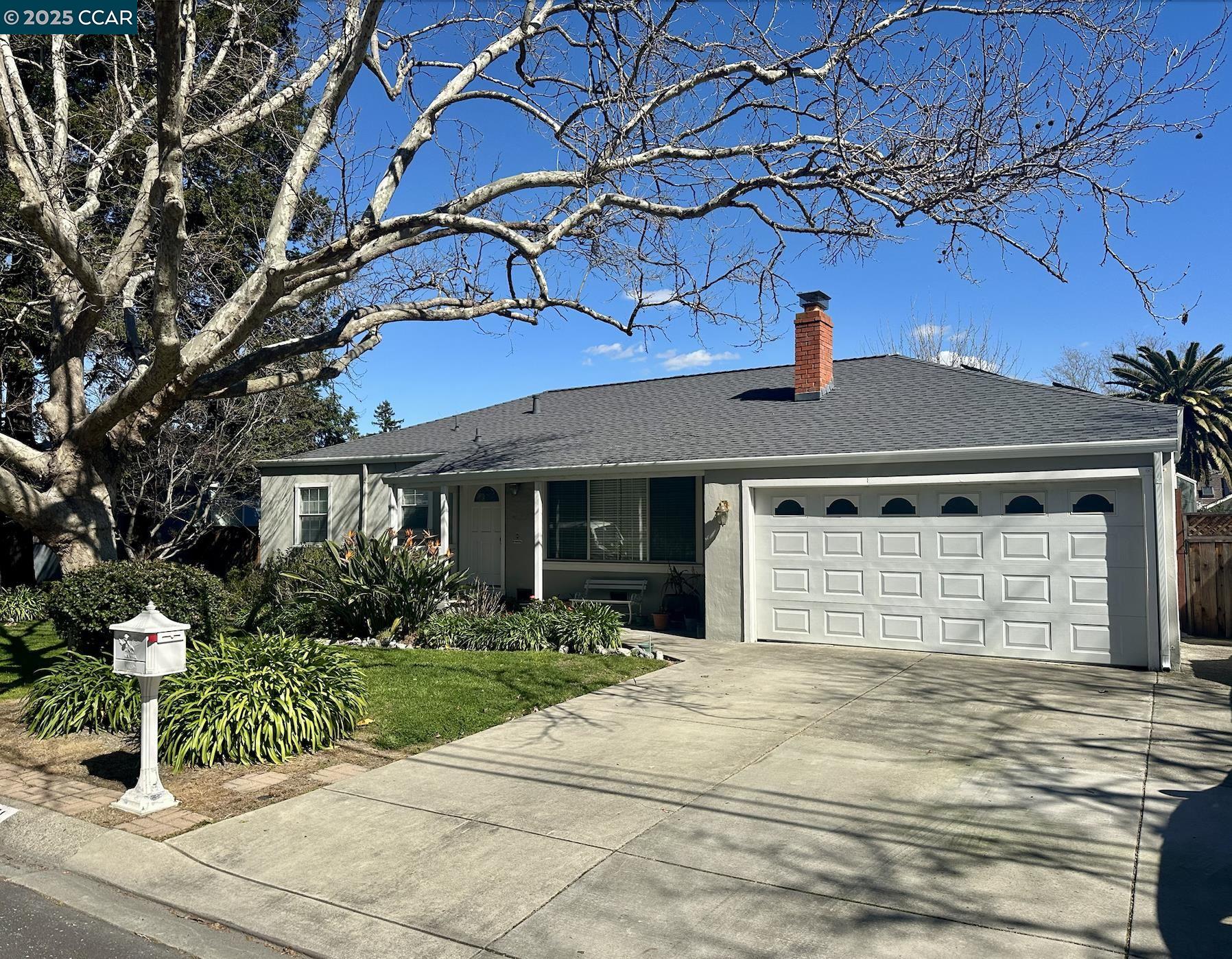 Detail Gallery Image 1 of 1 For 1031 Hook Ave, Pleasant Hill,  CA 94523 - 3 Beds | 1/1 Baths