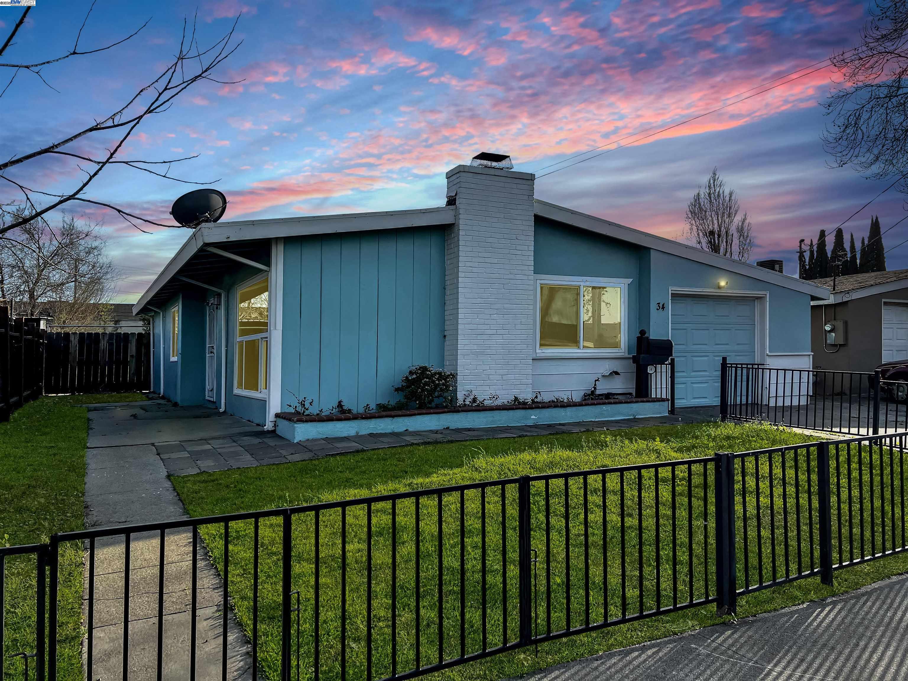 Detail Gallery Image 1 of 1 For 34 Bryan Ave, Antioch,  CA 94509 - 3 Beds | 1 Baths
