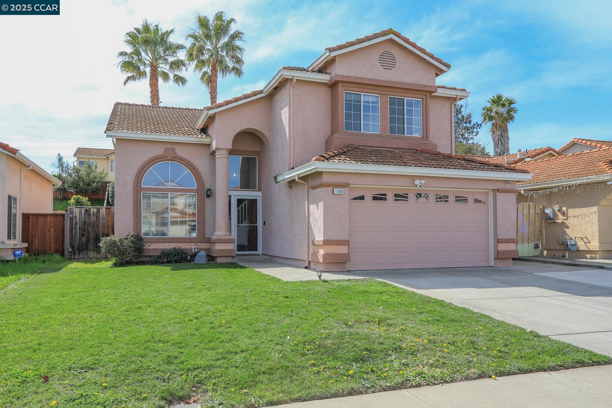 Detail Gallery Image 1 of 1 For 1728 Peachwillow St, Pittsburg,  CA 94565 - 4 Beds | 2/1 Baths