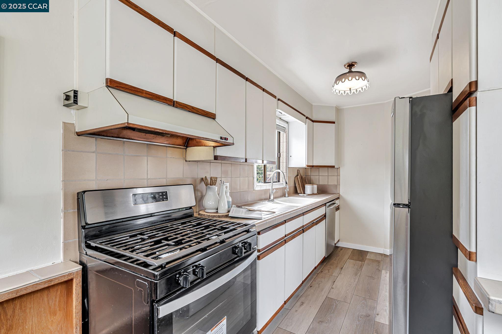 property-img