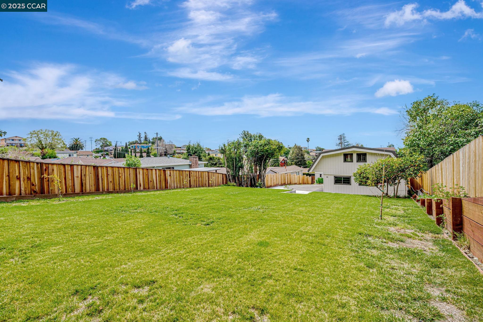 property-img