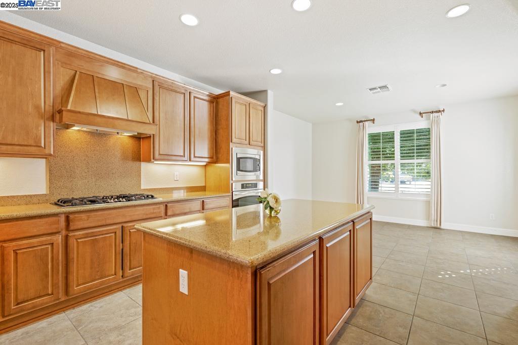 Detail Gallery Image 14 of 60 For 2387 Birdsong Pl, Manteca,  CA 95336 - 2 Beds | 2 Baths